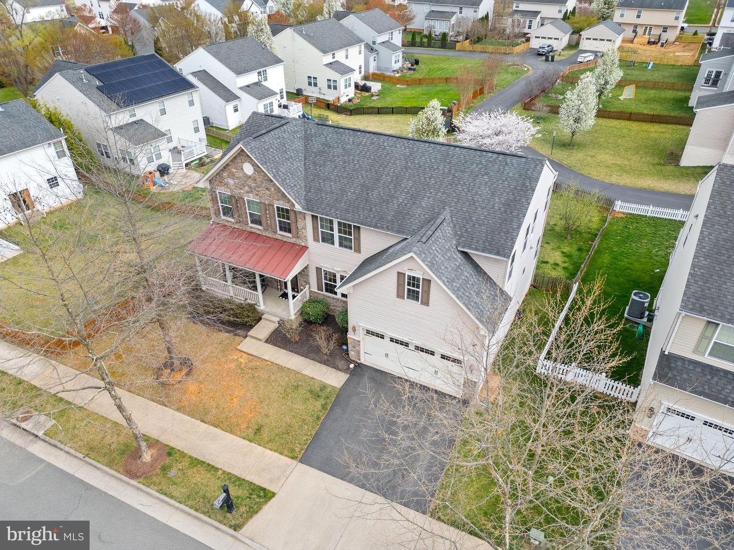 9 EISENTOWN DR, LOVETTSVILLE, Virginia 20180, 5 Bedrooms Bedrooms, ,3 BathroomsBathrooms,Residential,For sale,9 EISENTOWN DR,VALO2098350 MLS # VALO2098350
