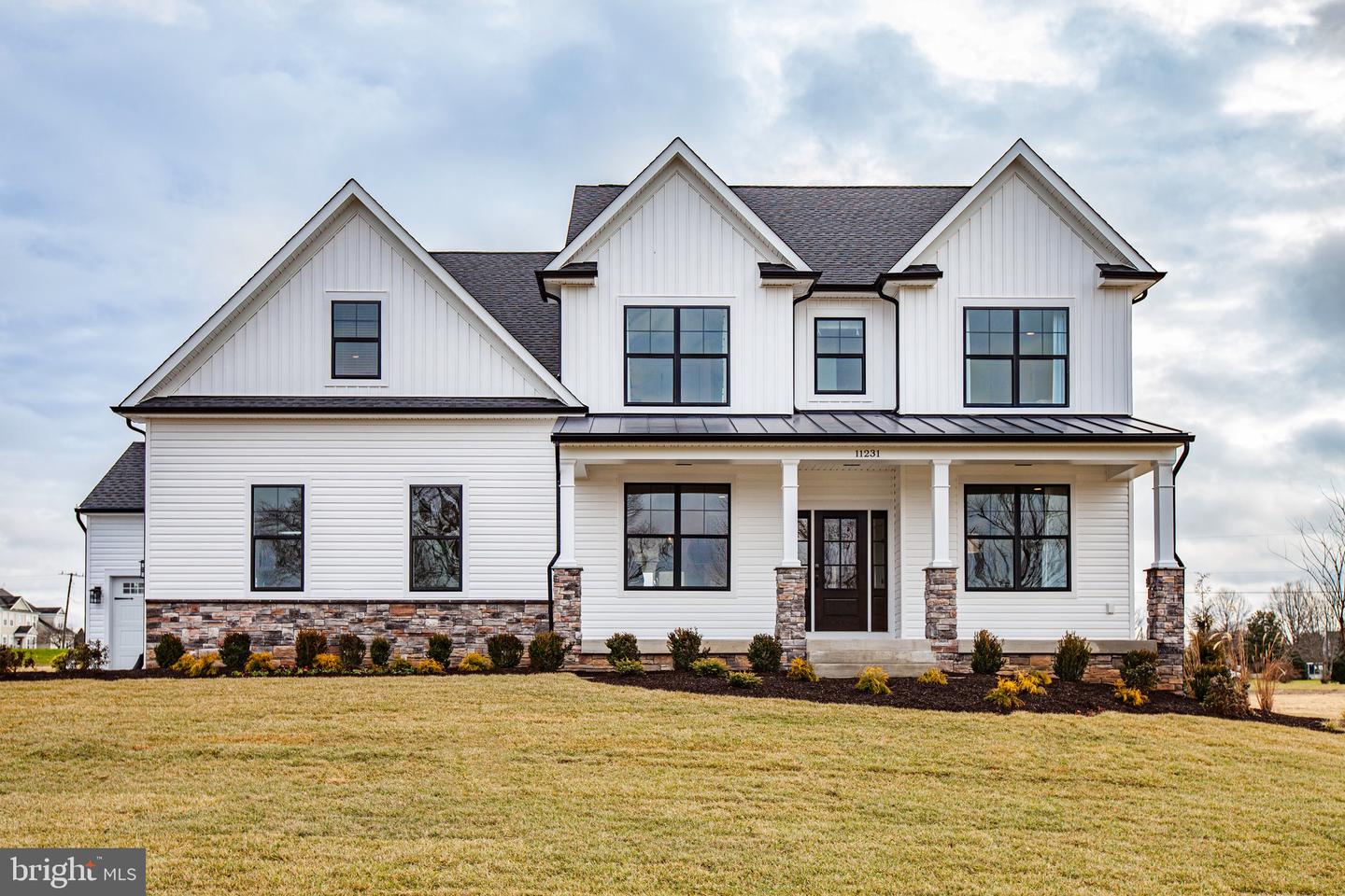 5229 WINDSOR DR, KING GEORGE, Virginia 22485, 4 Bedrooms Bedrooms, ,5 BathroomsBathrooms,Residential,For sale,5229 WINDSOR DR,VAKG2006500 MLS # VAKG2006500