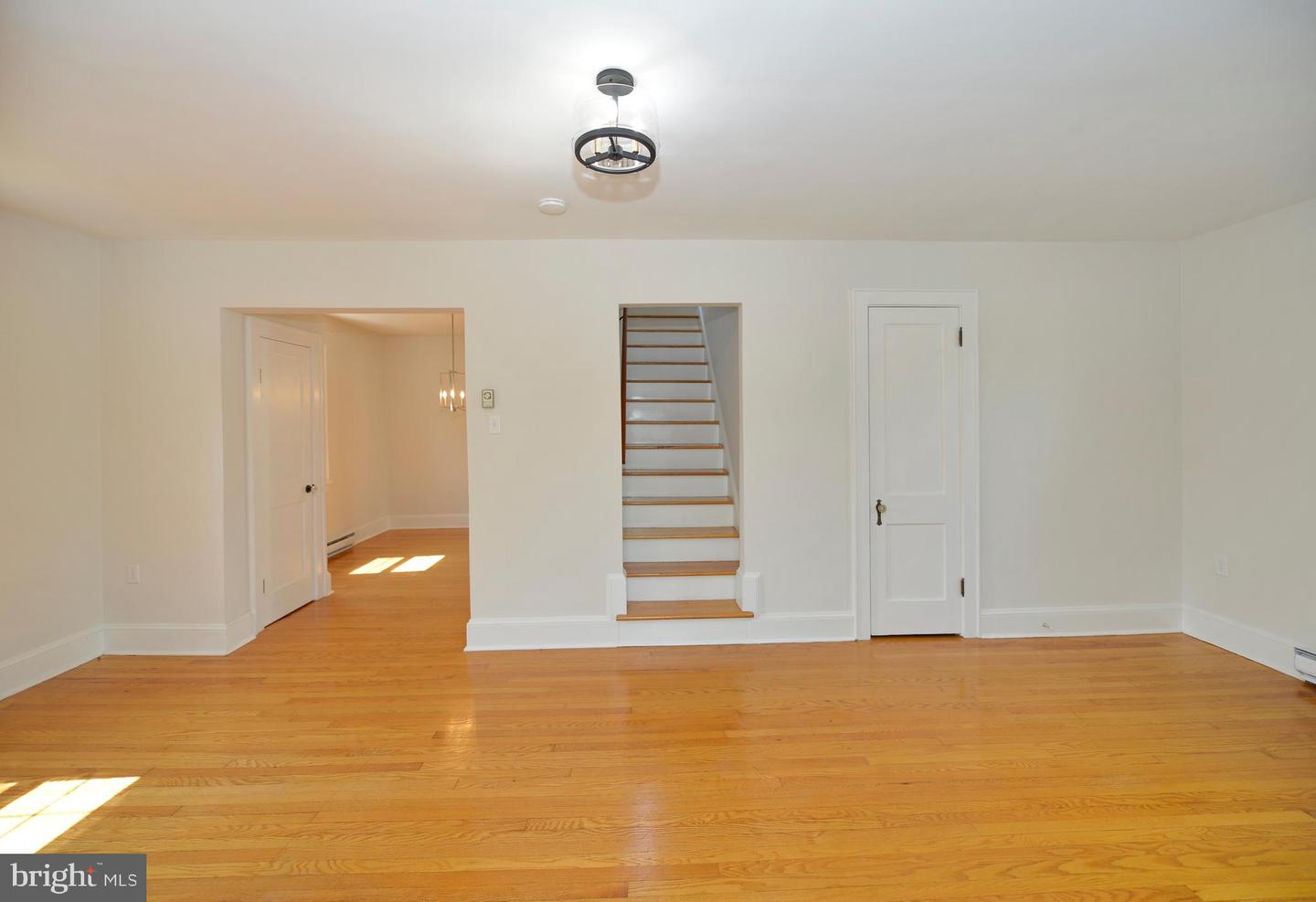 31 W WHITLOCK AVE, WINCHESTER, Virginia 22601, 3 Bedrooms Bedrooms, ,1 BathroomBathrooms,Residential,For sale,31 W WHITLOCK AVE,VAWI2007870 MLS # VAWI2007870