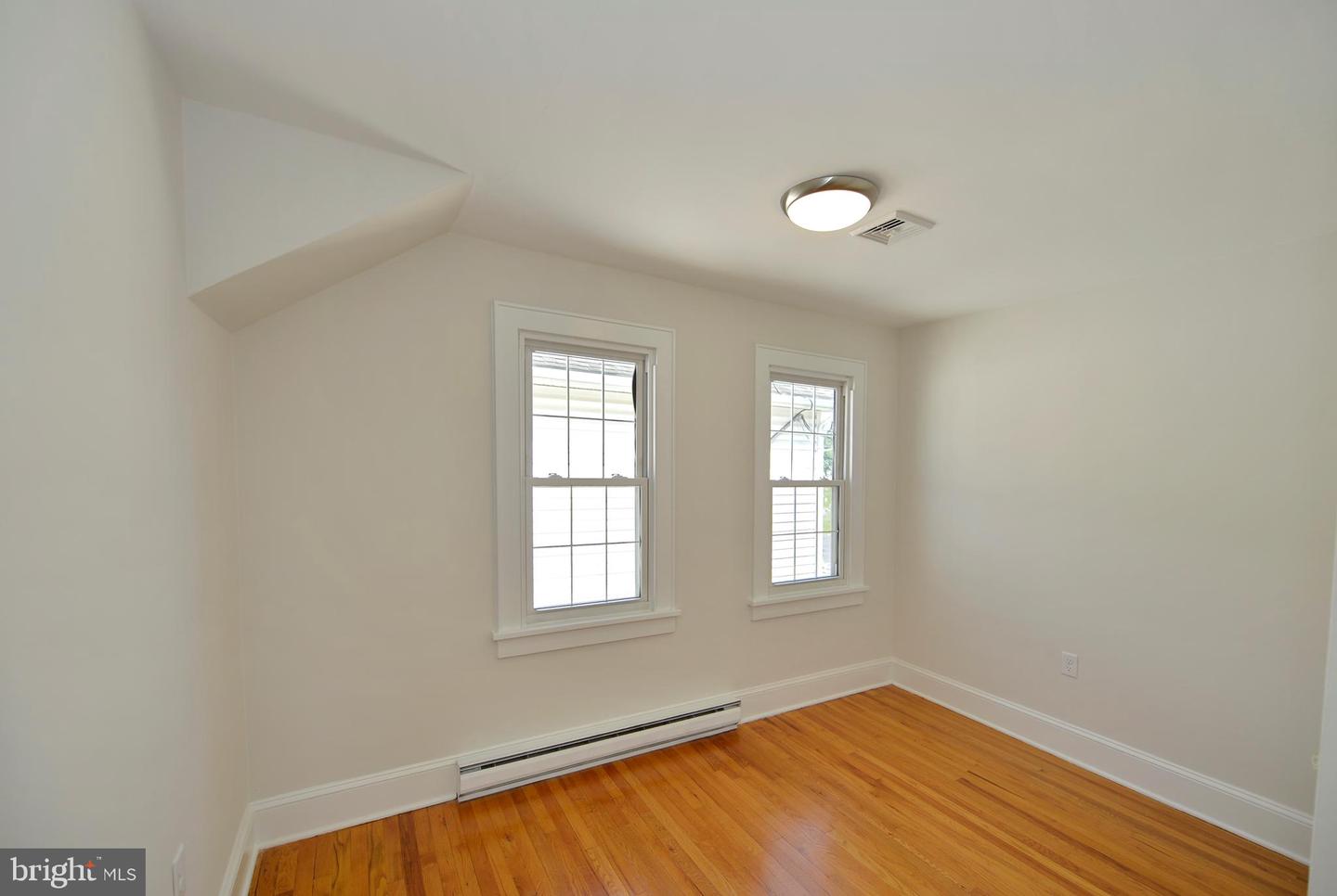 31 W WHITLOCK AVE, WINCHESTER, Virginia 22601, 3 Bedrooms Bedrooms, ,1 BathroomBathrooms,Residential,For sale,31 W WHITLOCK AVE,VAWI2007870 MLS # VAWI2007870