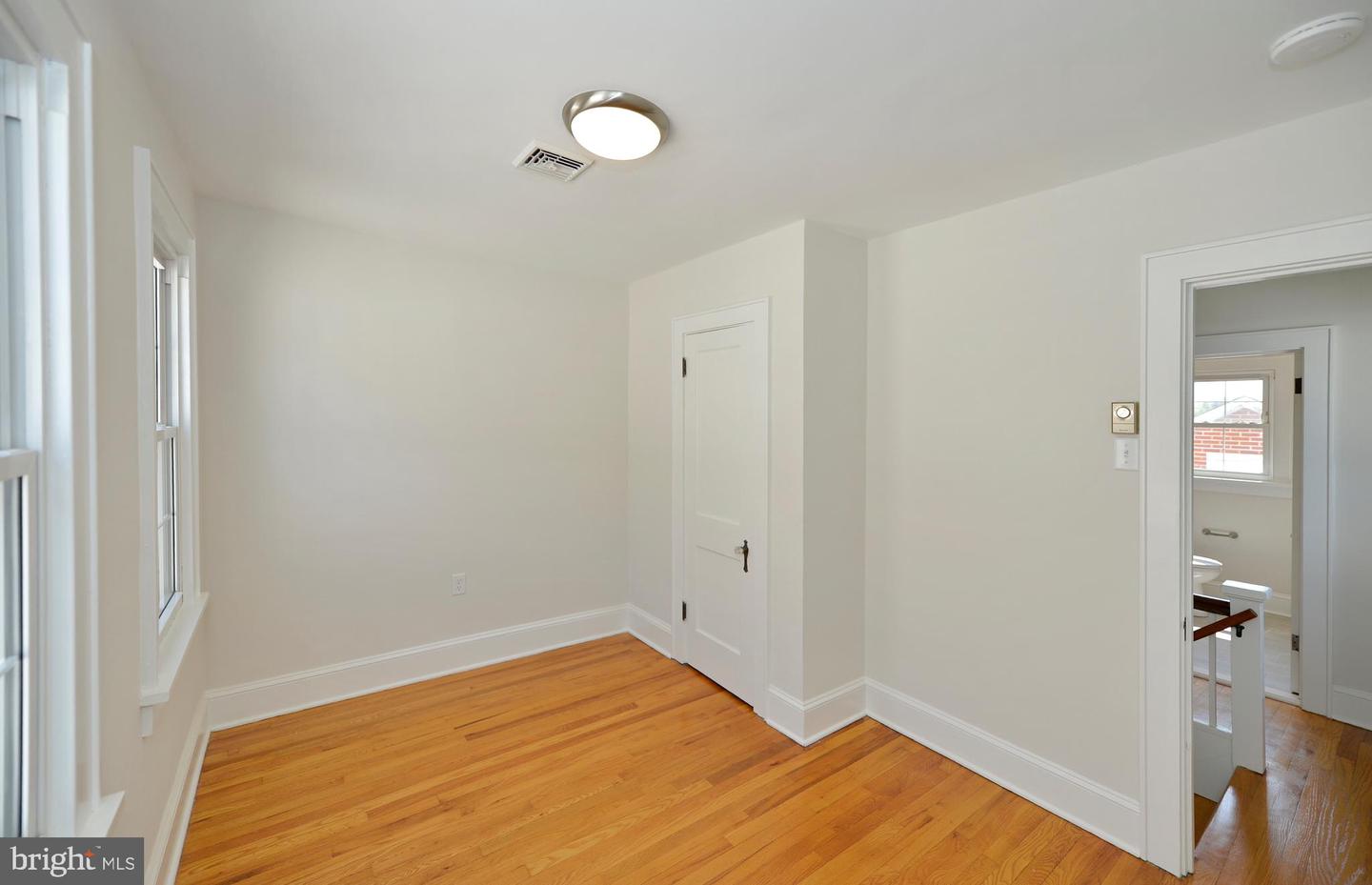 31 W WHITLOCK AVE, WINCHESTER, Virginia 22601, 3 Bedrooms Bedrooms, ,1 BathroomBathrooms,Residential,For sale,31 W WHITLOCK AVE,VAWI2007870 MLS # VAWI2007870