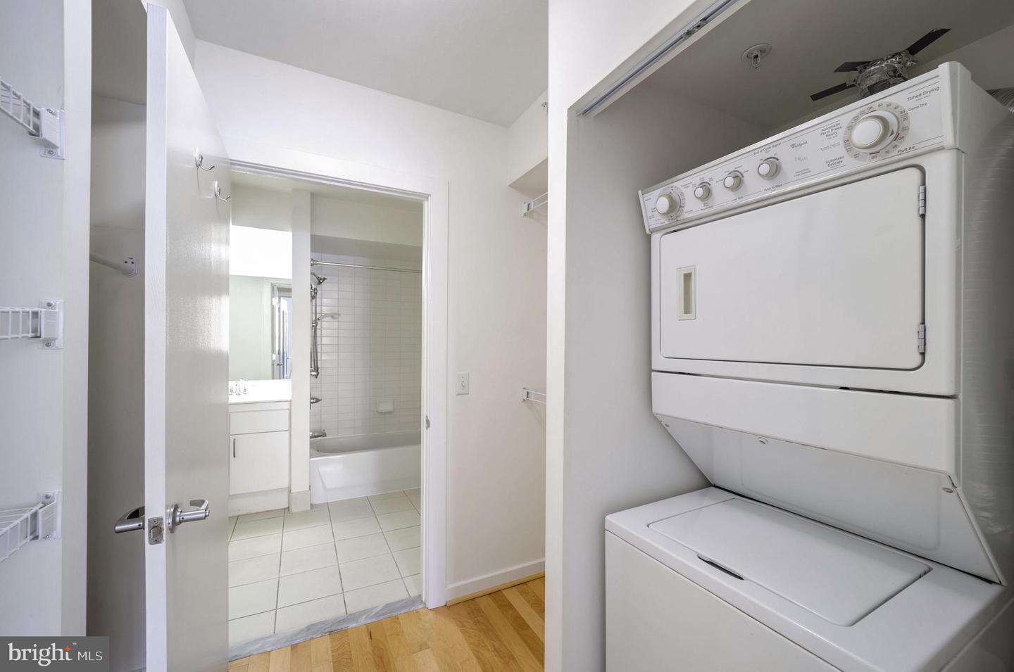 1000 NEW JERSEY AVE SE #315, WASHINGTON, District Of Columbia 20003, 1 Bedroom Bedrooms, ,1 BathroomBathrooms,Residential,For sale,1000 NEW JERSEY AVE SE #315,DCDC2203298 MLS # DCDC2203298