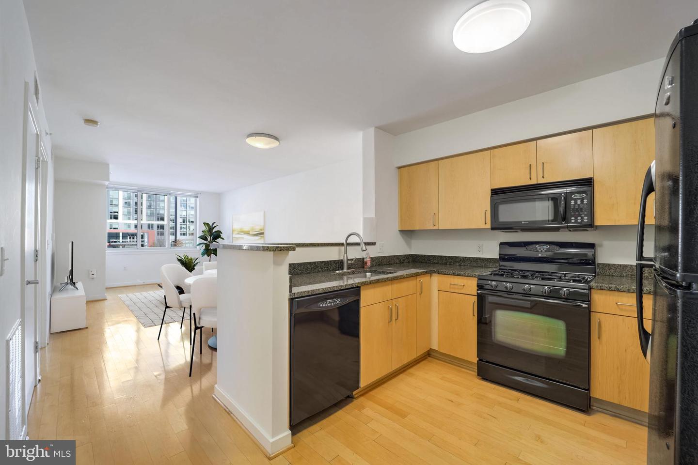 1000 NEW JERSEY AVE SE #315, WASHINGTON, District Of Columbia 20003, 1 Bedroom Bedrooms, ,1 BathroomBathrooms,Residential,For sale,1000 NEW JERSEY AVE SE #315,DCDC2203298 MLS # DCDC2203298