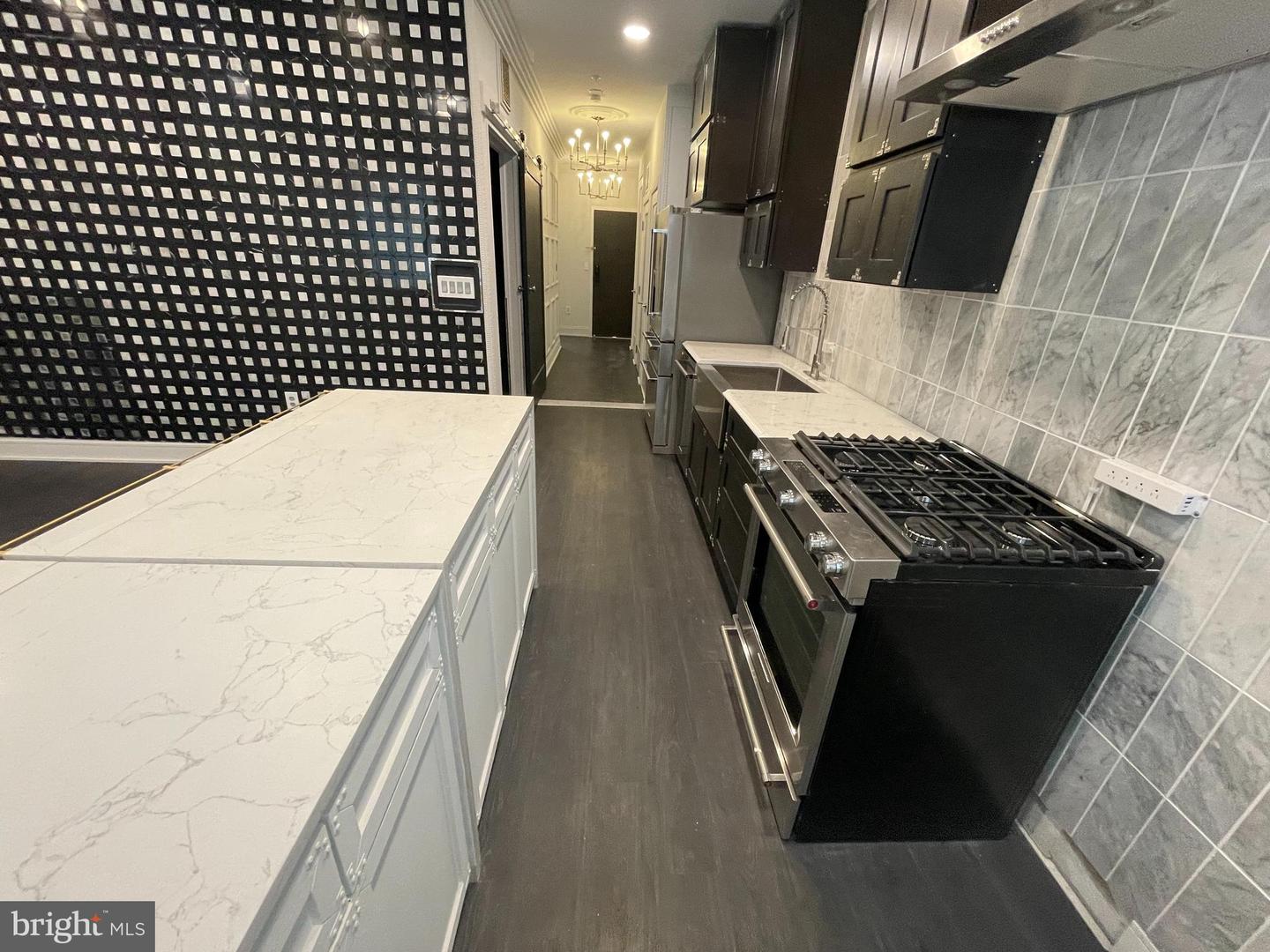 625 SLATERS LN #G4, ALEXANDRIA, Virginia 22314, 1 Bedroom Bedrooms, ,1 BathroomBathrooms,Residential,For sale,625 SLATERS LN #G4,VAAX2045908 MLS # VAAX2045908