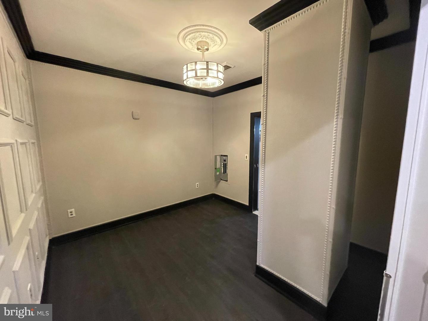 625 SLATERS LN #G4, ALEXANDRIA, Virginia 22314, 1 Bedroom Bedrooms, ,1 BathroomBathrooms,Residential,For sale,625 SLATERS LN #G4,VAAX2045908 MLS # VAAX2045908