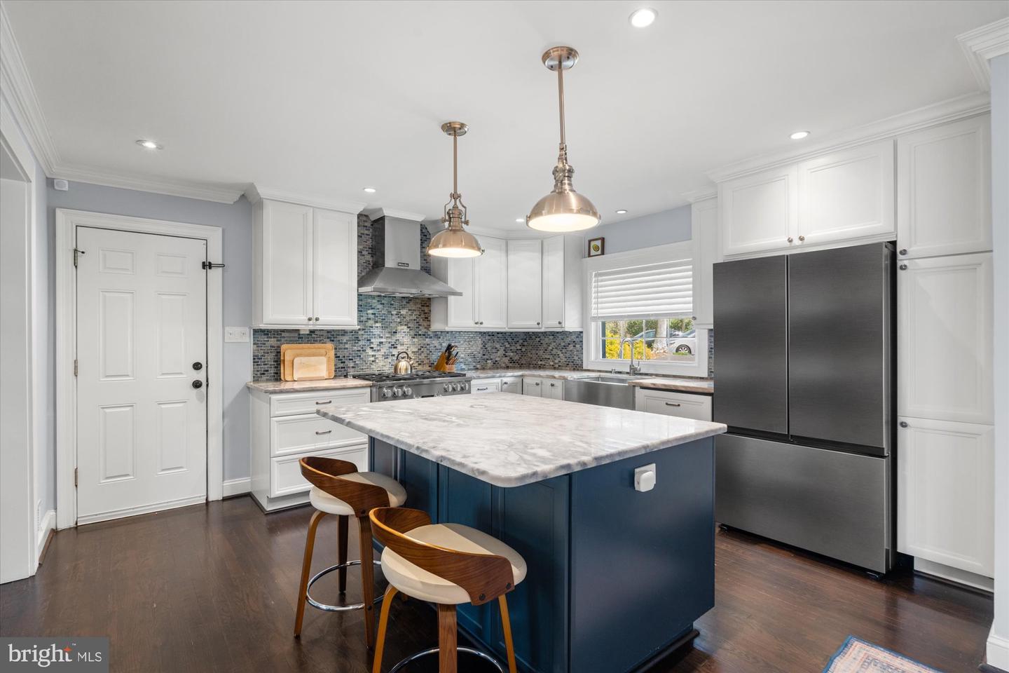 1426 HIGHWOOD DR, MCLEAN, Virginia 22101, 6 Bedrooms Bedrooms, ,3 BathroomsBathrooms,Residential,For sale,1426 HIGHWOOD DR,VAFX2244414 MLS # VAFX2244414