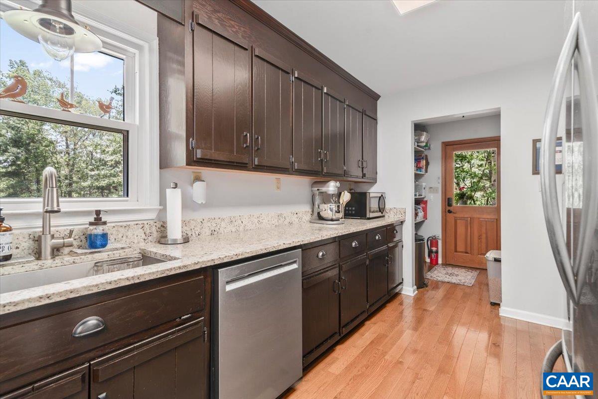 261 CARRINGTON LN, ROSELAND, Virginia 22967, 4 Bedrooms Bedrooms, ,3 BathroomsBathrooms,Residential,For sale,261 CARRINGTON LN,665151 MLS # 665151