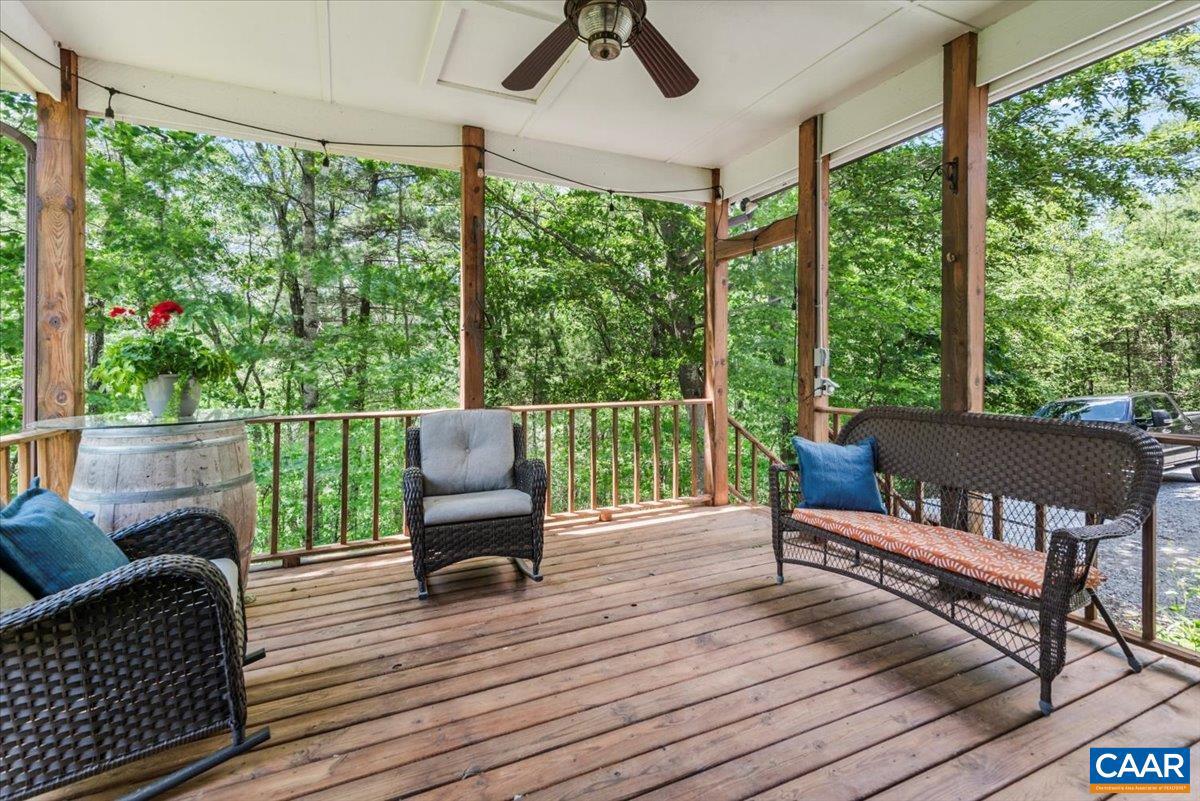 261 CARRINGTON LN, ROSELAND, Virginia 22967, 4 Bedrooms Bedrooms, ,3 BathroomsBathrooms,Residential,For sale,261 CARRINGTON LN,665151 MLS # 665151