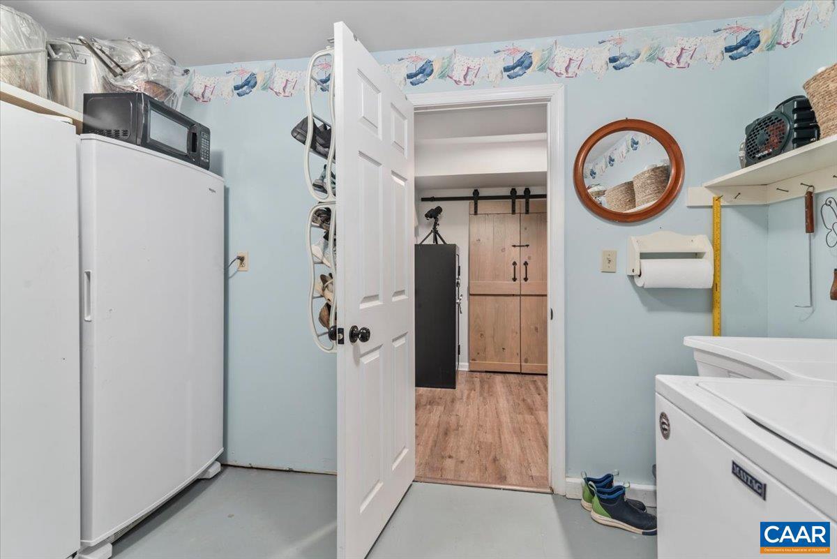 261 CARRINGTON LN, ROSELAND, Virginia 22967, 4 Bedrooms Bedrooms, ,3 BathroomsBathrooms,Residential,For sale,261 CARRINGTON LN,665151 MLS # 665151