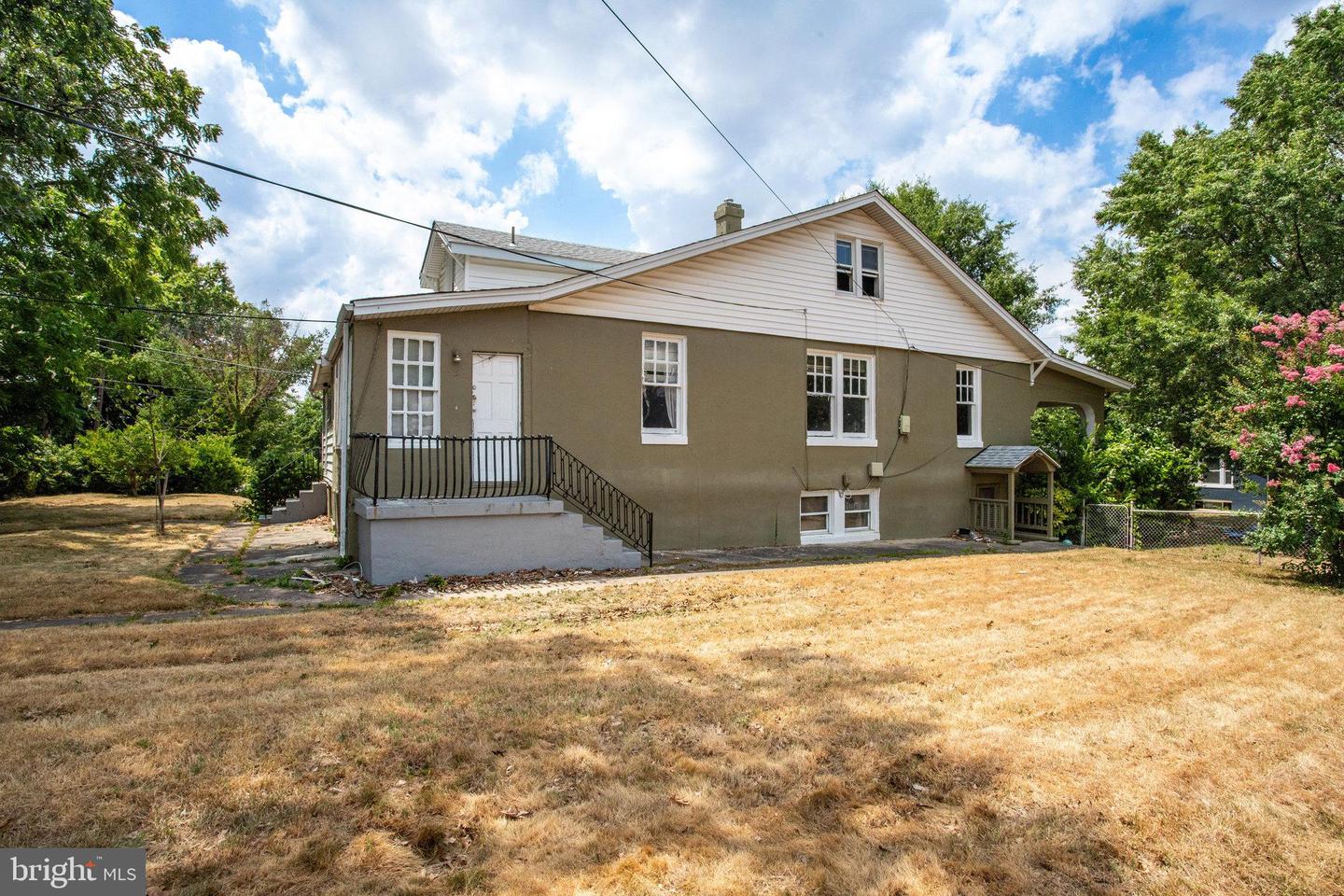 3001 CHANNING ST NE, WASHINGTON, District Of Columbia 20018, 5 Bedrooms Bedrooms, ,2 BathroomsBathrooms,Residential,For sale,3001 CHANNING ST NE,DCDC2184608 MLS # DCDC2184608