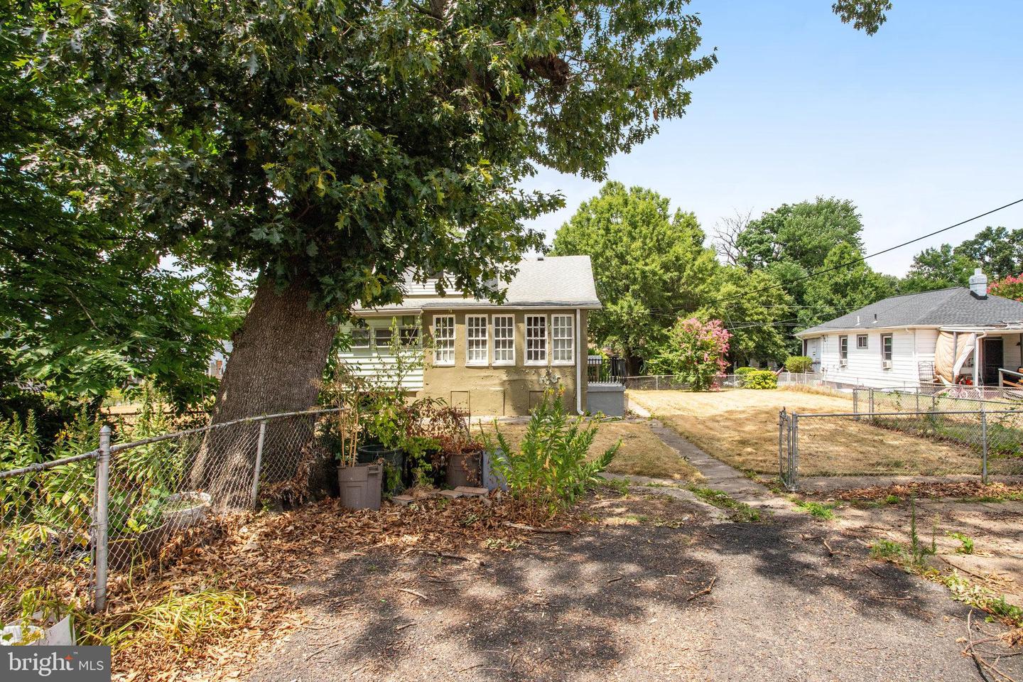 3001 CHANNING ST NE, WASHINGTON, District Of Columbia 20018, 5 Bedrooms Bedrooms, ,2 BathroomsBathrooms,Residential,For sale,3001 CHANNING ST NE,DCDC2184608 MLS # DCDC2184608