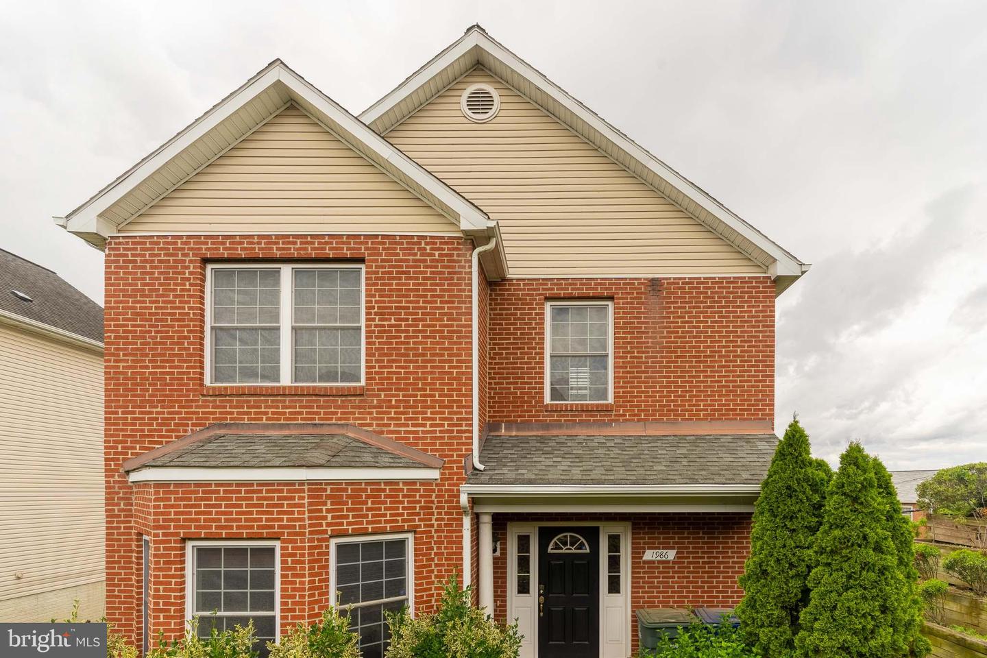 1986 RETTA GILLIAM CT SE, WASHINGTON, District Of Columbia 20020, 3 Bedrooms Bedrooms, ,3 BathroomsBathrooms,Residential,For sale,1986 RETTA GILLIAM CT SE,DCDC2185422 MLS # DCDC2185422
