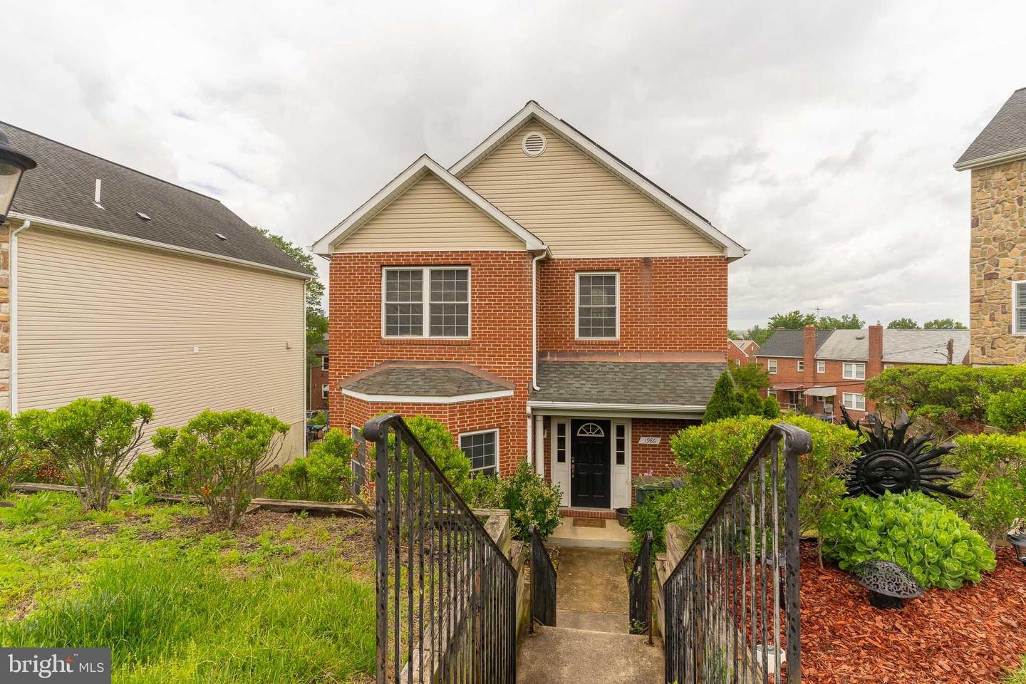 1986 RETTA GILLIAM CT SE, WASHINGTON, District Of Columbia 20020, 3 Bedrooms Bedrooms, ,3 BathroomsBathrooms,Residential,For sale,1986 RETTA GILLIAM CT SE,DCDC2185422 MLS # DCDC2185422