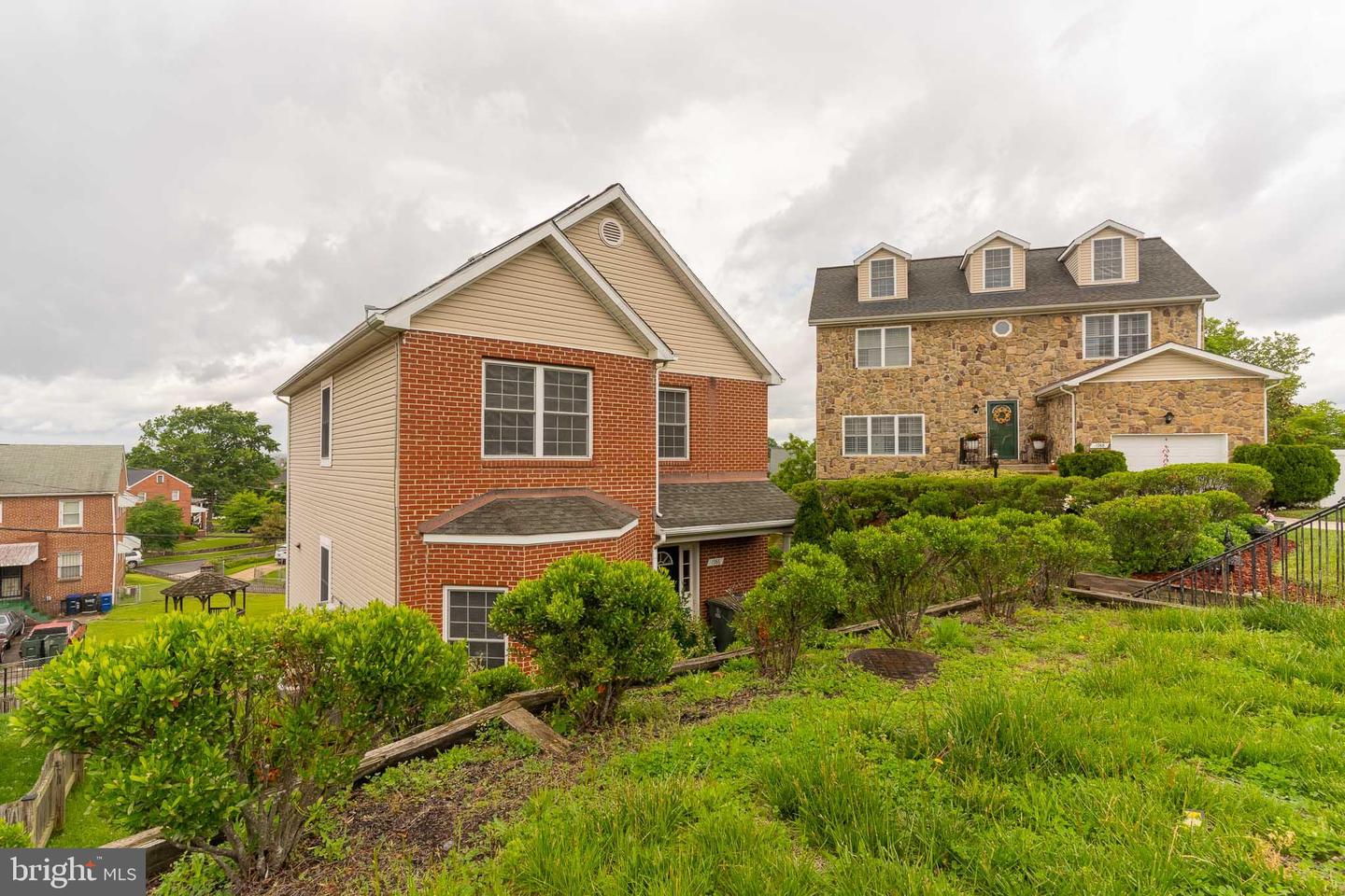 1986 RETTA GILLIAM CT SE, WASHINGTON, District Of Columbia 20020, 3 Bedrooms Bedrooms, ,3 BathroomsBathrooms,Residential,For sale,1986 RETTA GILLIAM CT SE,DCDC2185422 MLS # DCDC2185422
