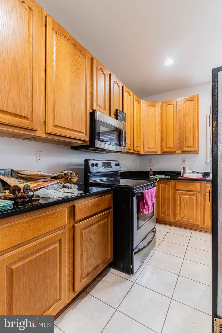 1986 RETTA GILLIAM CT SE, WASHINGTON, District Of Columbia 20020, 3 Bedrooms Bedrooms, ,3 BathroomsBathrooms,Residential,For sale,1986 RETTA GILLIAM CT SE,DCDC2185422 MLS # DCDC2185422