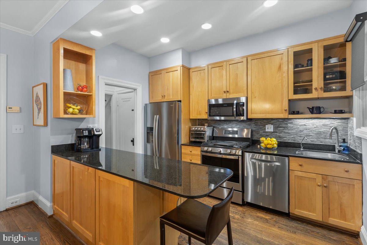 2652 WOODLEY PL NW, WASHINGTON, District Of Columbia 20008, 4 Bedrooms Bedrooms, ,3 BathroomsBathrooms,Residential,For sale,2652 WOODLEY PL NW,DCDC2187388 MLS # DCDC2187388