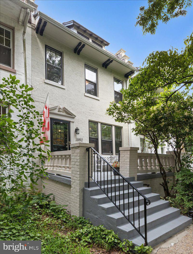 2652 WOODLEY PL NW, WASHINGTON, District Of Columbia 20008, 4 Bedrooms Bedrooms, ,3 BathroomsBathrooms,Residential,For sale,2652 WOODLEY PL NW,DCDC2187388 MLS # DCDC2187388