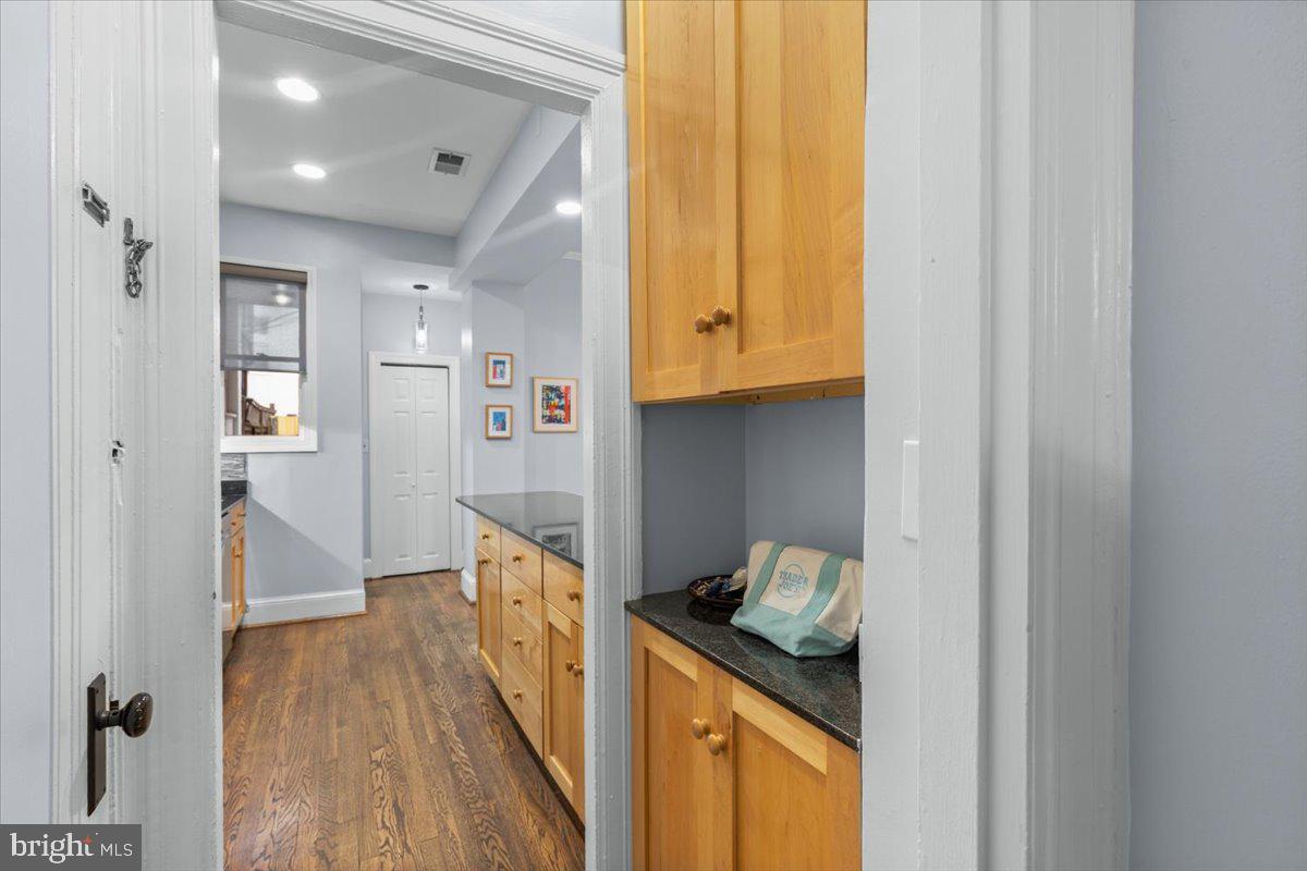 2652 WOODLEY PL NW, WASHINGTON, District Of Columbia 20008, 4 Bedrooms Bedrooms, ,3 BathroomsBathrooms,Residential,For sale,2652 WOODLEY PL NW,DCDC2187388 MLS # DCDC2187388