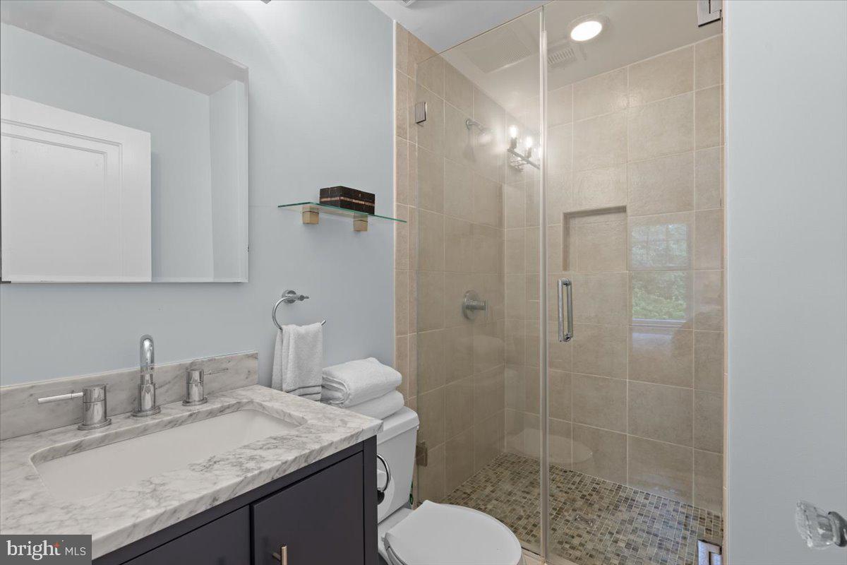 2652 WOODLEY PL NW, WASHINGTON, District Of Columbia 20008, 4 Bedrooms Bedrooms, ,3 BathroomsBathrooms,Residential,For sale,2652 WOODLEY PL NW,DCDC2187388 MLS # DCDC2187388