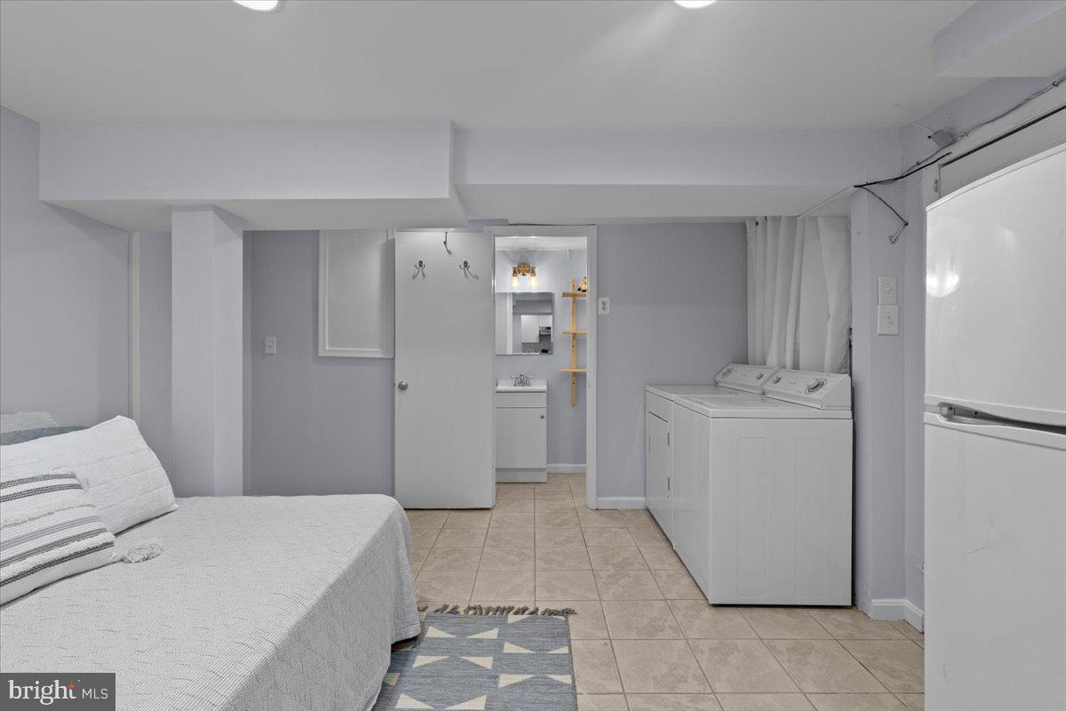2652 WOODLEY PL NW, WASHINGTON, District Of Columbia 20008, 4 Bedrooms Bedrooms, ,3 BathroomsBathrooms,Residential,For sale,2652 WOODLEY PL NW,DCDC2187388 MLS # DCDC2187388