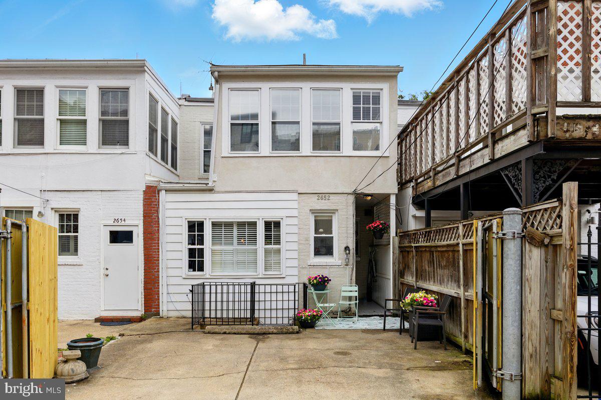 2652 WOODLEY PL NW, WASHINGTON, District Of Columbia 20008, 4 Bedrooms Bedrooms, ,3 BathroomsBathrooms,Residential,For sale,2652 WOODLEY PL NW,DCDC2187388 MLS # DCDC2187388