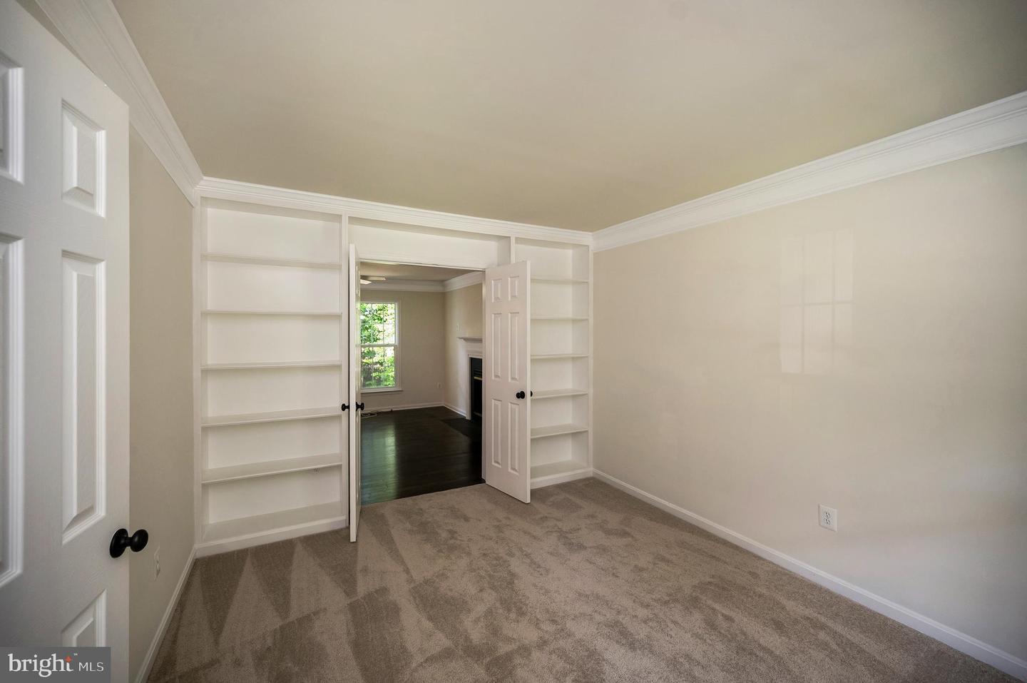 10502 WATFORD LN, FREDERICKSBURG, Virginia 22408, 5 Bedrooms Bedrooms, ,3 BathroomsBathrooms,Residential,For sale,10502 WATFORD LN,VASP2031264 MLS # VASP2031264