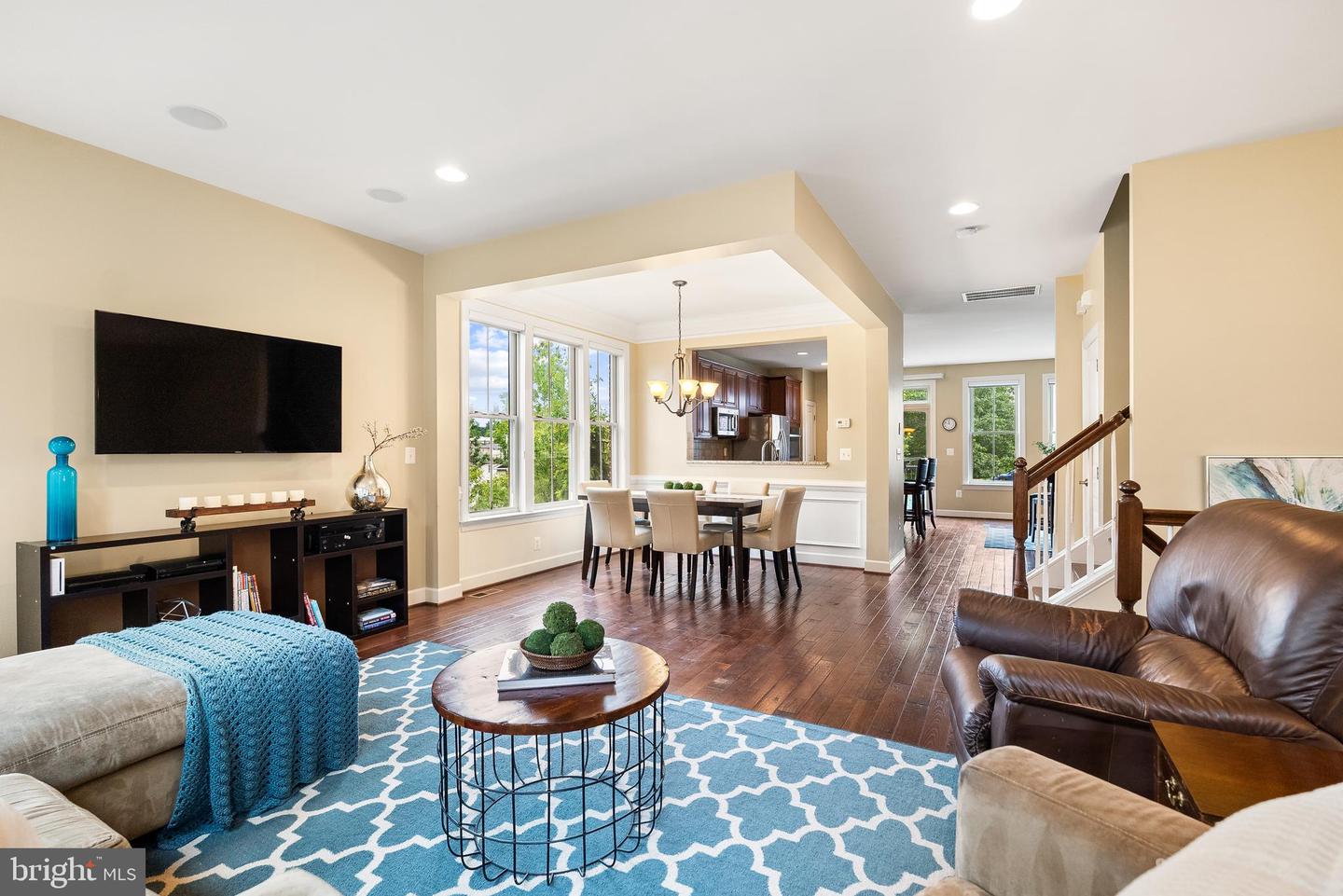 3357 KEMPER RD, ARLINGTON, Virginia 22206, 4 Bedrooms Bedrooms, ,3 BathroomsBathrooms,Residential,For sale,3357 KEMPER RD,VAAR2054942 MLS # VAAR2054942