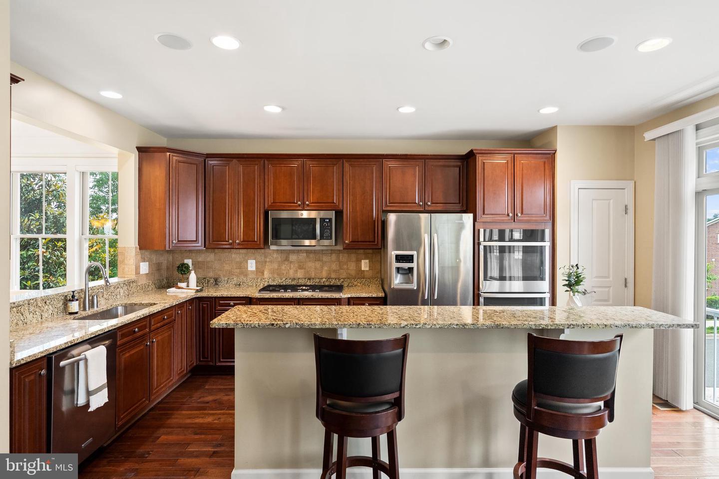 3357 KEMPER RD, ARLINGTON, Virginia 22206, 4 Bedrooms Bedrooms, ,3 BathroomsBathrooms,Residential,For sale,3357 KEMPER RD,VAAR2054942 MLS # VAAR2054942