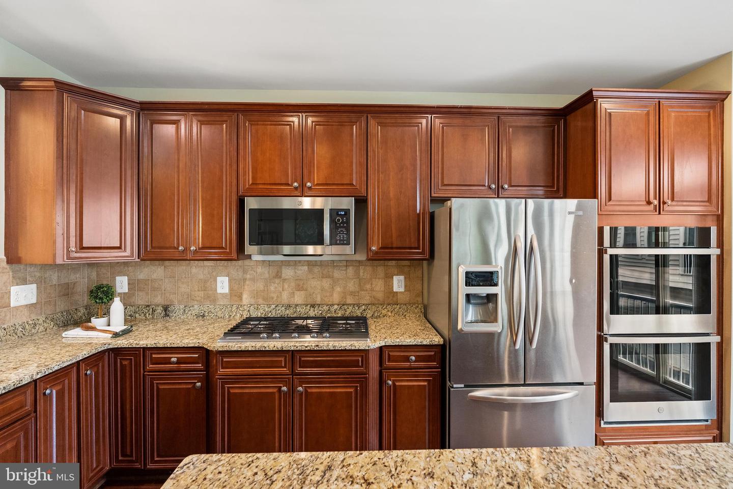 3357 KEMPER RD, ARLINGTON, Virginia 22206, 4 Bedrooms Bedrooms, ,3 BathroomsBathrooms,Residential,For sale,3357 KEMPER RD,VAAR2054942 MLS # VAAR2054942