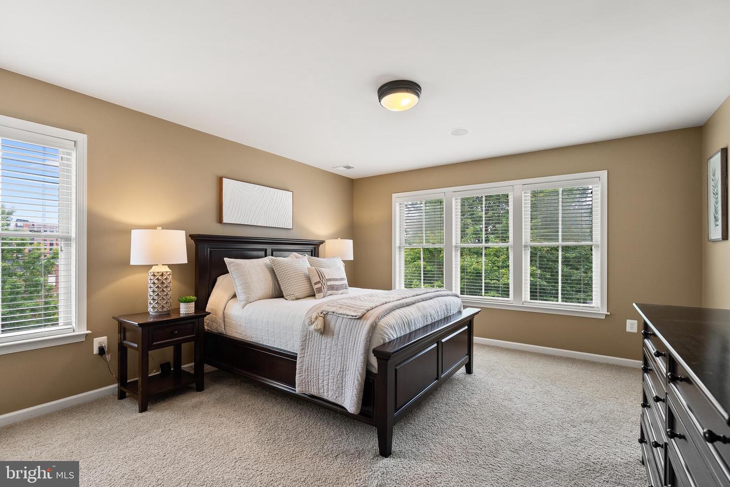 3357 KEMPER RD, ARLINGTON, Virginia 22206, 4 Bedrooms Bedrooms, ,3 BathroomsBathrooms,Residential,For sale,3357 KEMPER RD,VAAR2054942 MLS # VAAR2054942