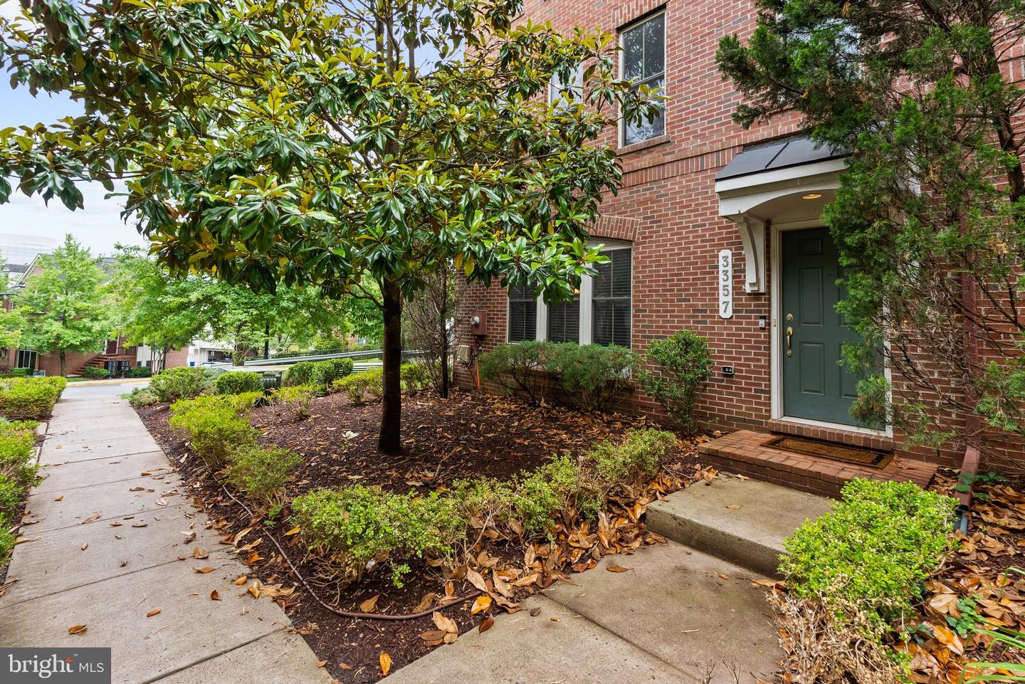 3357 KEMPER RD, ARLINGTON, Virginia 22206, 4 Bedrooms Bedrooms, ,3 BathroomsBathrooms,Residential,For sale,3357 KEMPER RD,VAAR2054942 MLS # VAAR2054942