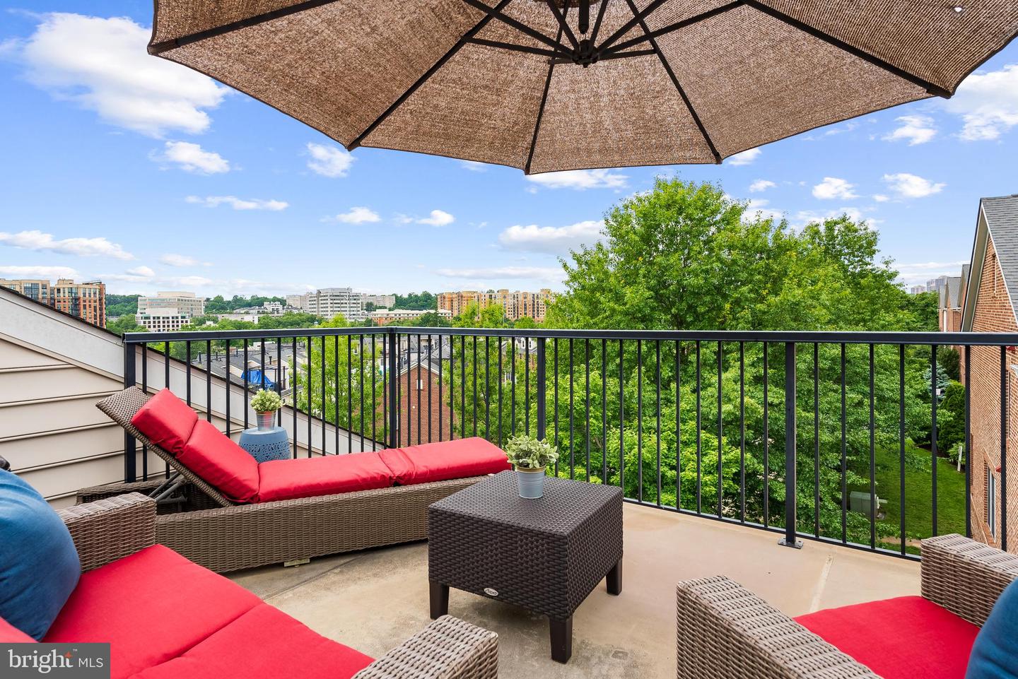 3357 KEMPER RD, ARLINGTON, Virginia 22206, 4 Bedrooms Bedrooms, ,3 BathroomsBathrooms,Residential,For sale,3357 KEMPER RD,VAAR2054942 MLS # VAAR2054942