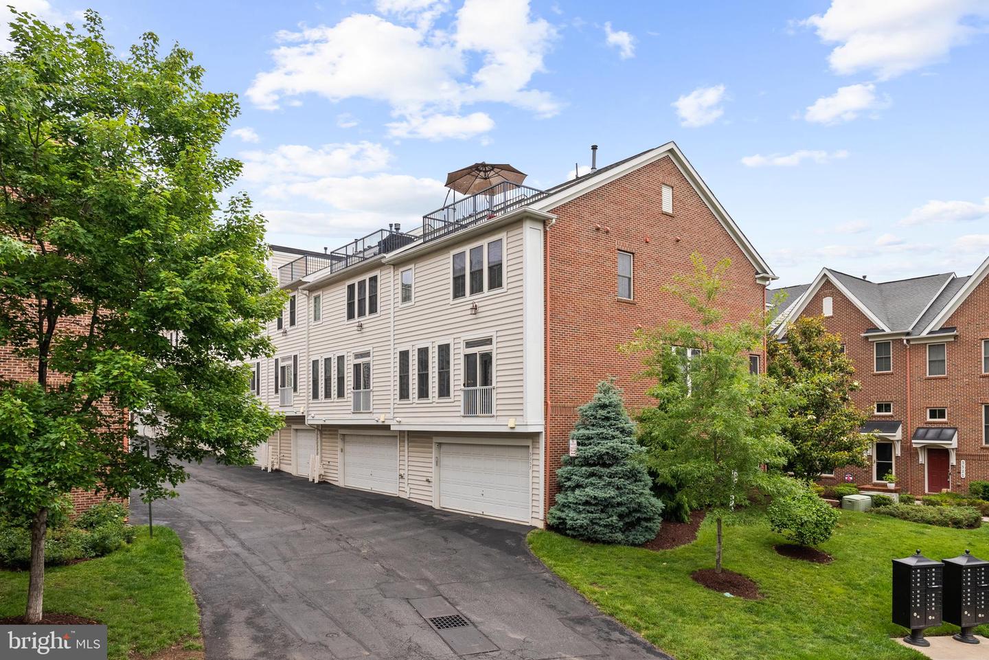3357 KEMPER RD, ARLINGTON, Virginia 22206, 4 Bedrooms Bedrooms, ,3 BathroomsBathrooms,Residential,For sale,3357 KEMPER RD,VAAR2054942 MLS # VAAR2054942