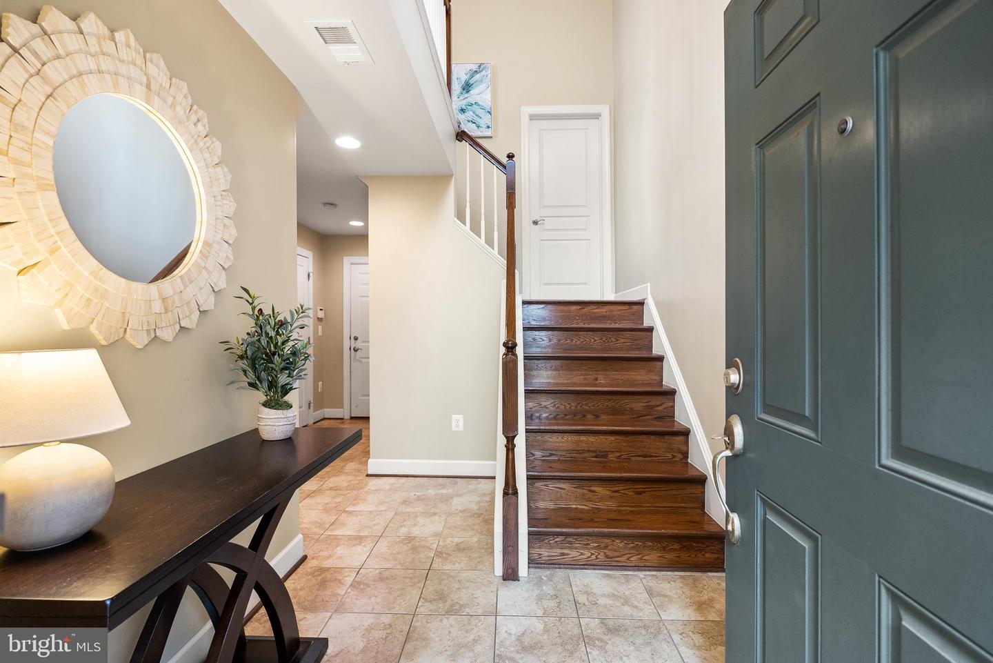 3357 KEMPER RD, ARLINGTON, Virginia 22206, 4 Bedrooms Bedrooms, ,3 BathroomsBathrooms,Residential,For sale,3357 KEMPER RD,VAAR2054942 MLS # VAAR2054942