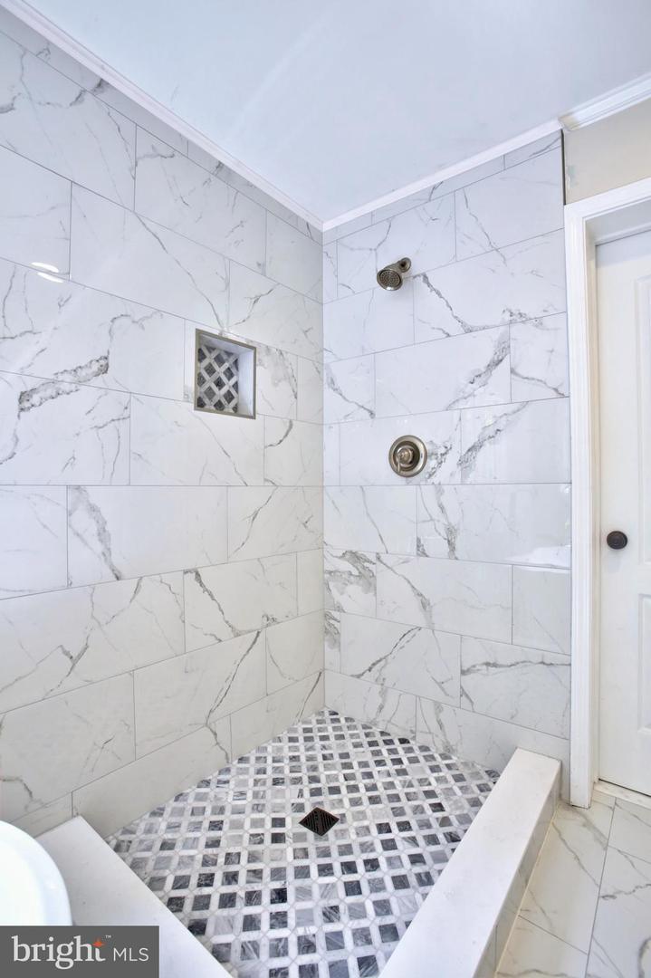 36745 ALLDER SCHOOL RD, PURCELLVILLE, Virginia 20132, 5 Bedrooms Bedrooms, ,4 BathroomsBathrooms,Residential,For sale,36745 ALLDER SCHOOL RD,VALO2092176 MLS # VALO2092176