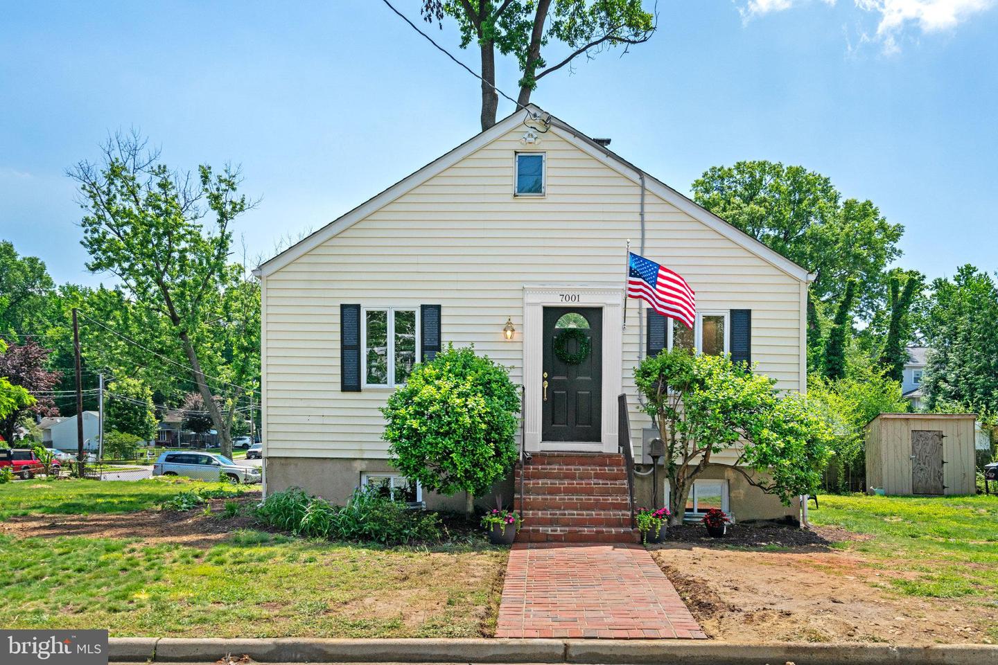7001 MEMORIAL HEIGHTS DR, ALEXANDRIA, Virginia 22306, 4 Bedrooms Bedrooms, ,2 BathroomsBathrooms,Residential,For sale,7001 MEMORIAL HEIGHTS DR,VAFX2231516 MLS # VAFX2231516