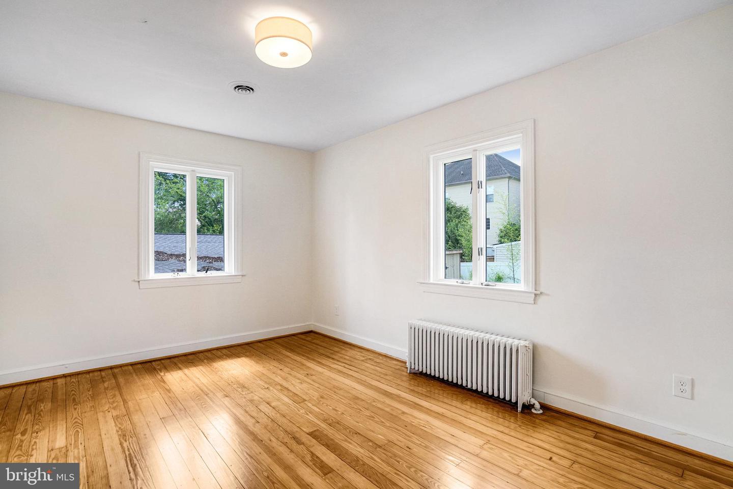 7001 MEMORIAL HEIGHTS DR, ALEXANDRIA, Virginia 22306, 4 Bedrooms Bedrooms, ,2 BathroomsBathrooms,Residential,For sale,7001 MEMORIAL HEIGHTS DR,VAFX2231516 MLS # VAFX2231516