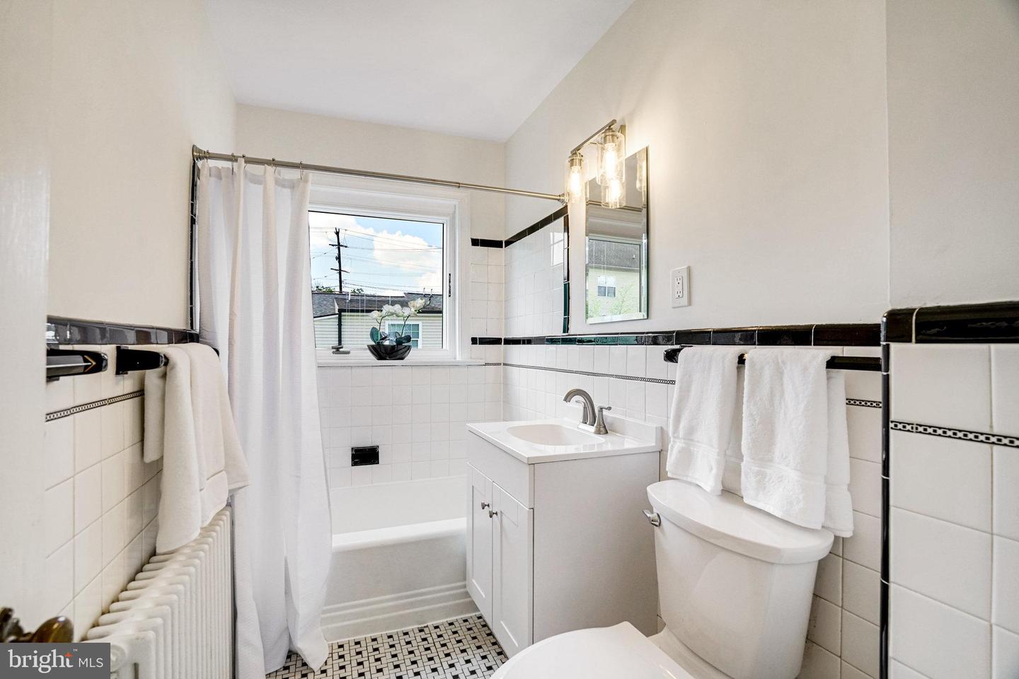 7001 MEMORIAL HEIGHTS DR, ALEXANDRIA, Virginia 22306, 4 Bedrooms Bedrooms, ,2 BathroomsBathrooms,Residential,For sale,7001 MEMORIAL HEIGHTS DR,VAFX2231516 MLS # VAFX2231516