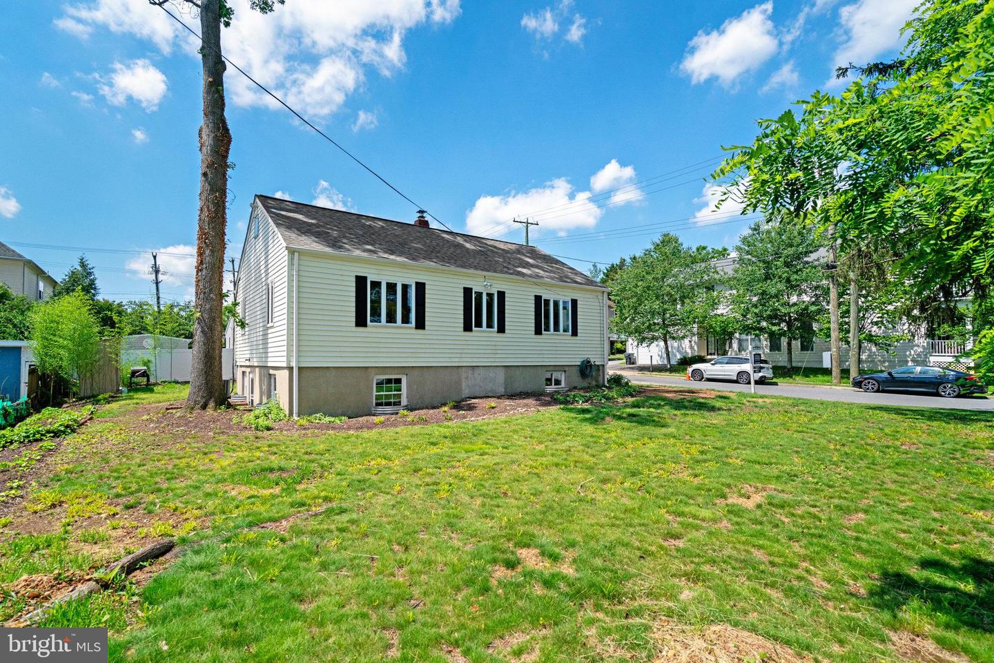 7001 MEMORIAL HEIGHTS DR, ALEXANDRIA, Virginia 22306, 4 Bedrooms Bedrooms, ,2 BathroomsBathrooms,Residential,For sale,7001 MEMORIAL HEIGHTS DR,VAFX2231516 MLS # VAFX2231516