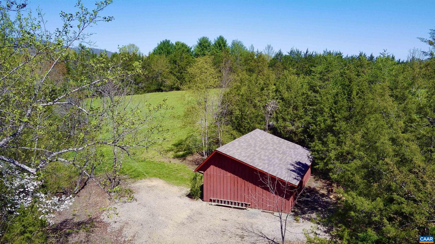 4749 WESLEY CHAPEL RD, FREE UNION, Virginia 22940, 5 Bedrooms Bedrooms, ,5 BathroomsBathrooms,Residential,For sale,4749 WESLEY CHAPEL RD,663030 MLS # 663030