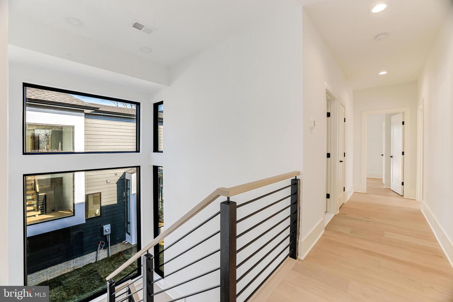 3506 LAKE ST, FALLS CHURCH, Virginia 22041, 5 Bedrooms Bedrooms, ,5 BathroomsBathrooms,Residential,For sale,3506 LAKE ST,VAFX2235560 MLS # VAFX2235560