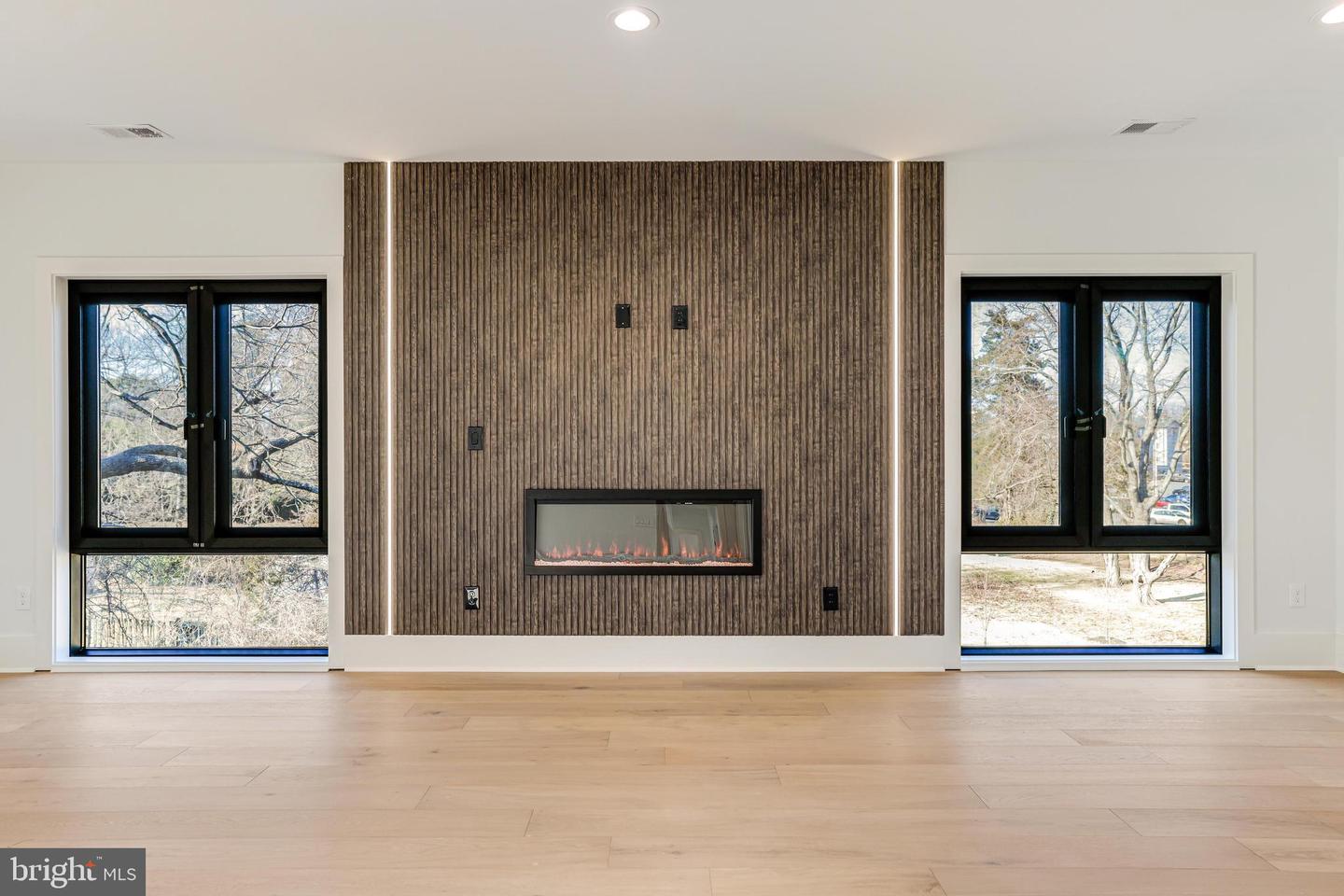 3506 LAKE ST, FALLS CHURCH, Virginia 22041, 5 Bedrooms Bedrooms, ,5 BathroomsBathrooms,Residential,For sale,3506 LAKE ST,VAFX2235560 MLS # VAFX2235560