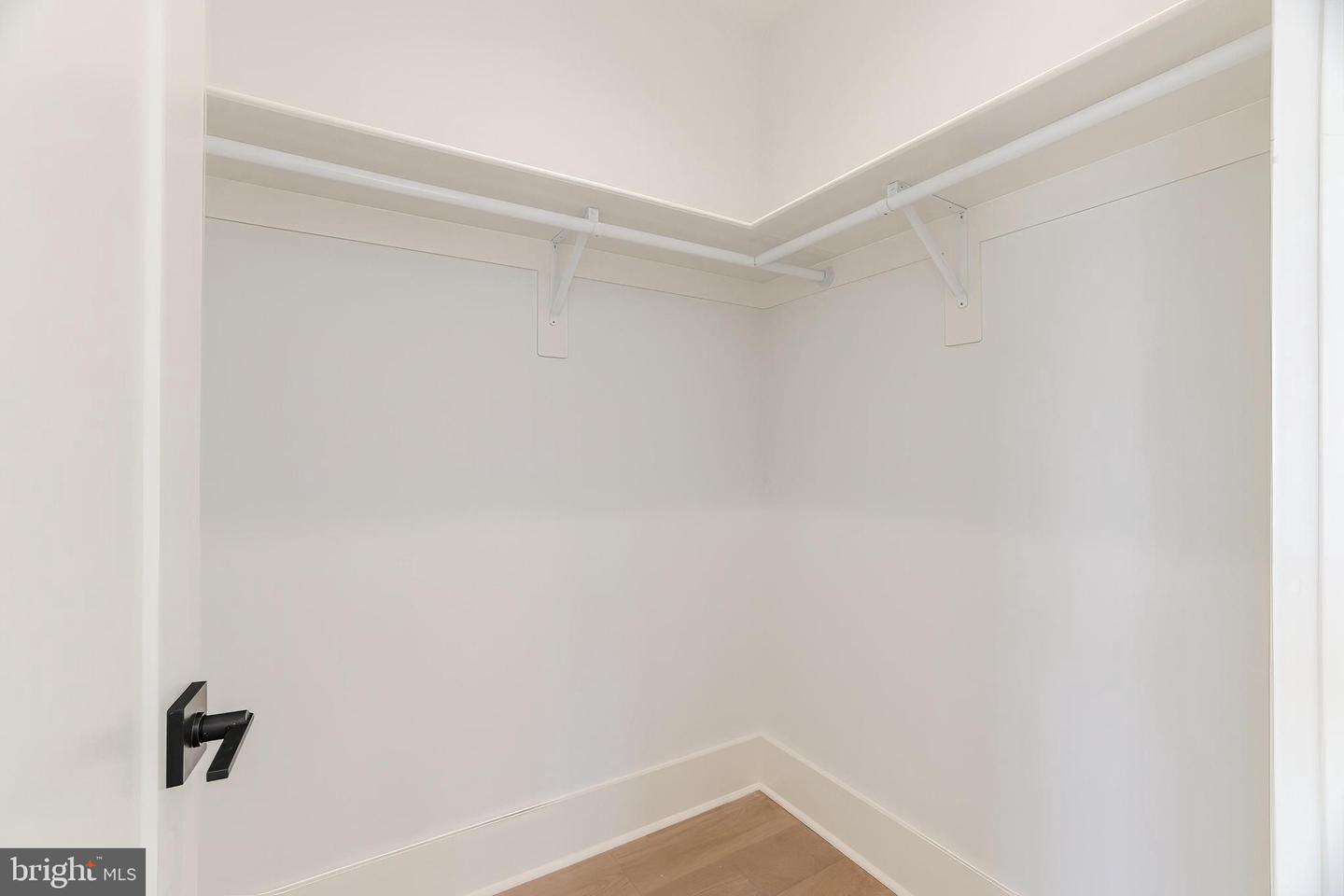 3506 LAKE ST, FALLS CHURCH, Virginia 22041, 5 Bedrooms Bedrooms, ,5 BathroomsBathrooms,Residential,For sale,3506 LAKE ST,VAFX2235560 MLS # VAFX2235560