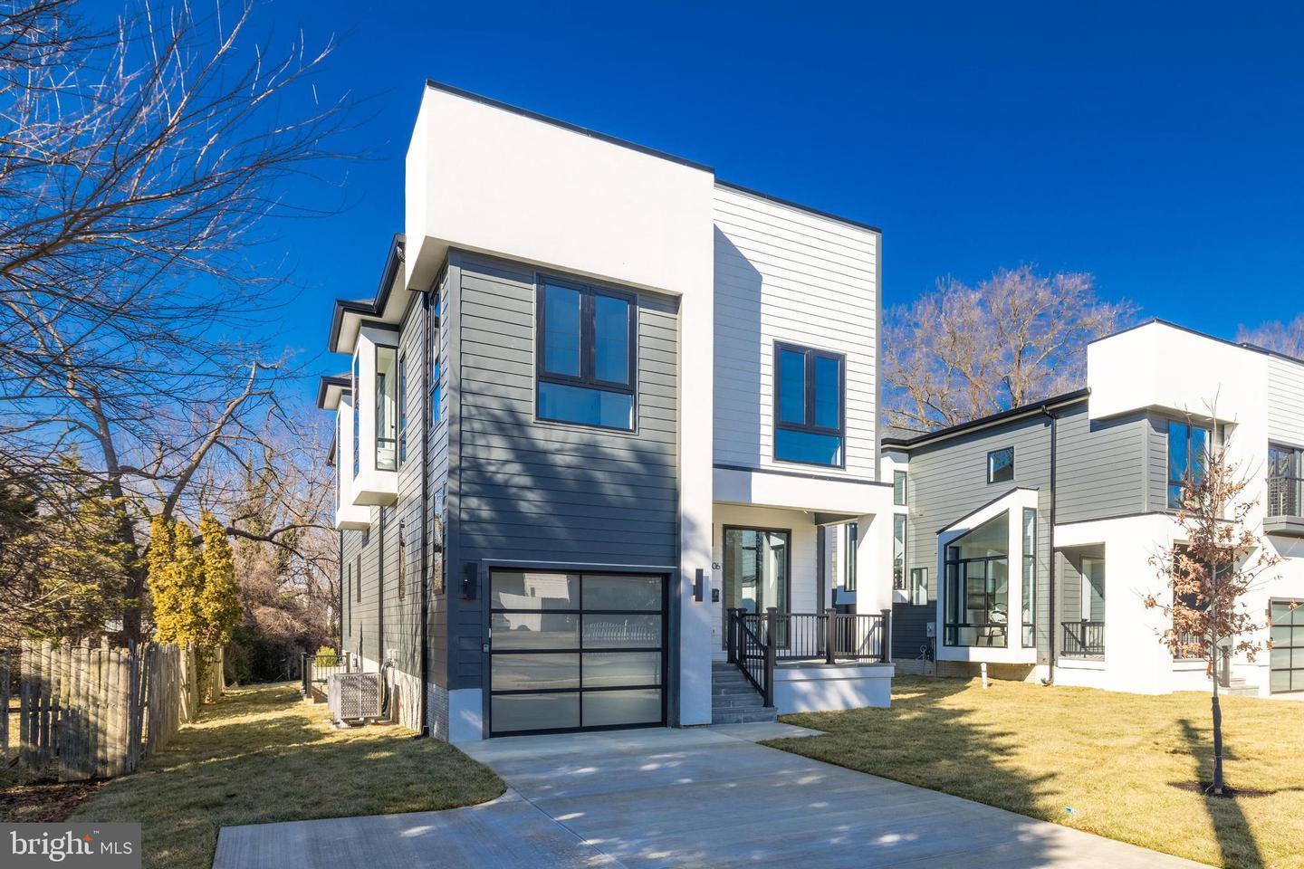 3506 LAKE ST, FALLS CHURCH, Virginia 22041, 5 Bedrooms Bedrooms, ,5 BathroomsBathrooms,Residential,For sale,3506 LAKE ST,VAFX2235560 MLS # VAFX2235560