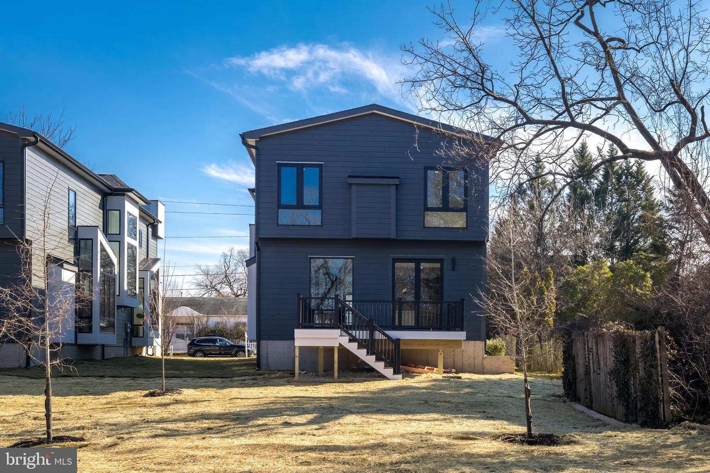3506 LAKE ST, FALLS CHURCH, Virginia 22041, 5 Bedrooms Bedrooms, ,5 BathroomsBathrooms,Residential,For sale,3506 LAKE ST,VAFX2235560 MLS # VAFX2235560