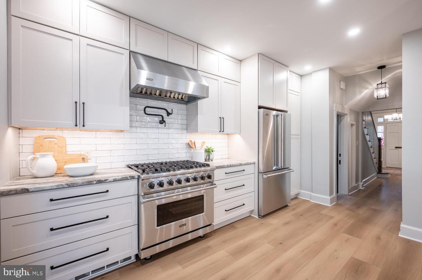 6 W MOUNT IDA AVE, ALEXANDRIA, Virginia 22305, 6 Bedrooms Bedrooms, ,4 BathroomsBathrooms,Residential,For sale,6 W MOUNT IDA AVE,VAAX2044382 MLS # VAAX2044382