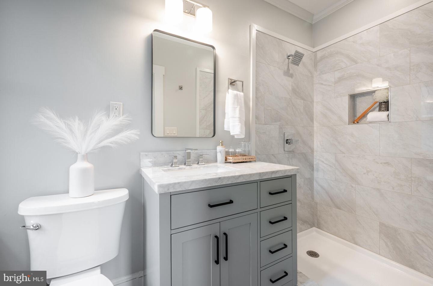6 W MOUNT IDA AVE, ALEXANDRIA, Virginia 22305, 6 Bedrooms Bedrooms, ,4 BathroomsBathrooms,Residential,For sale,6 W MOUNT IDA AVE,VAAX2044382 MLS # VAAX2044382