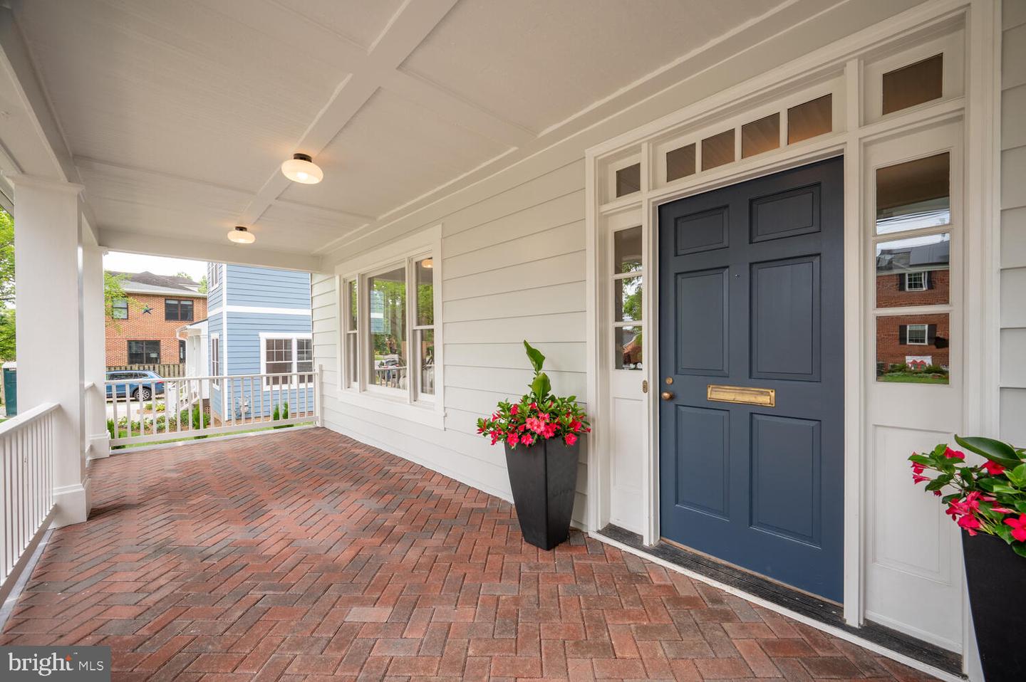 6 W MOUNT IDA AVE, ALEXANDRIA, Virginia 22305, 6 Bedrooms Bedrooms, ,4 BathroomsBathrooms,Residential,For sale,6 W MOUNT IDA AVE,VAAX2044382 MLS # VAAX2044382