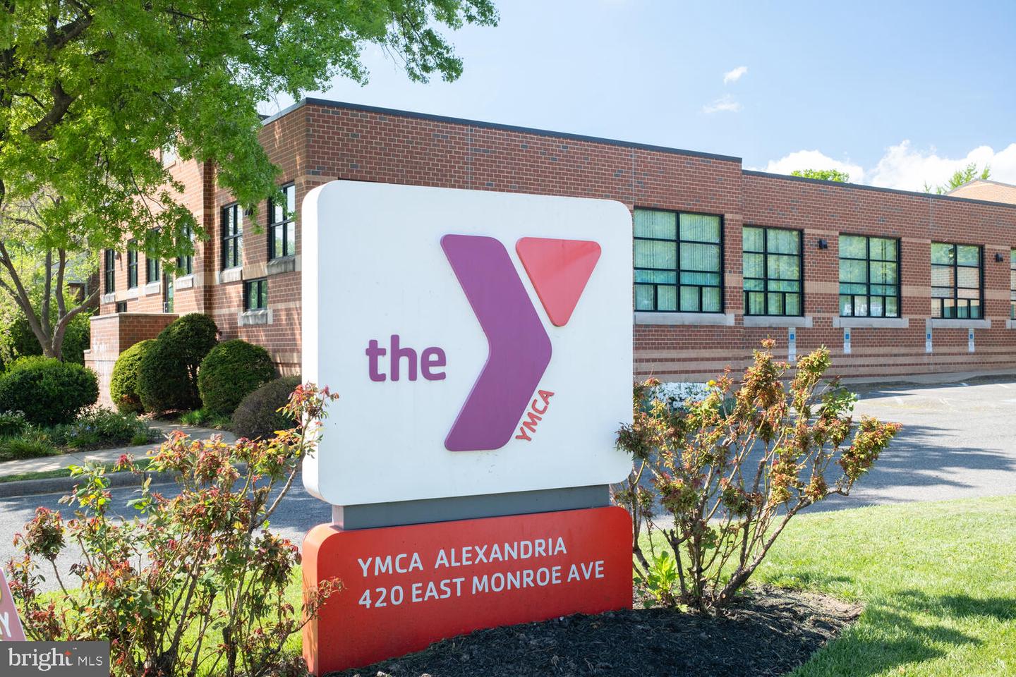 6 W MOUNT IDA AVE, ALEXANDRIA, Virginia 22305, 6 Bedrooms Bedrooms, ,4 BathroomsBathrooms,Residential,For sale,6 W MOUNT IDA AVE,VAAX2044382 MLS # VAAX2044382