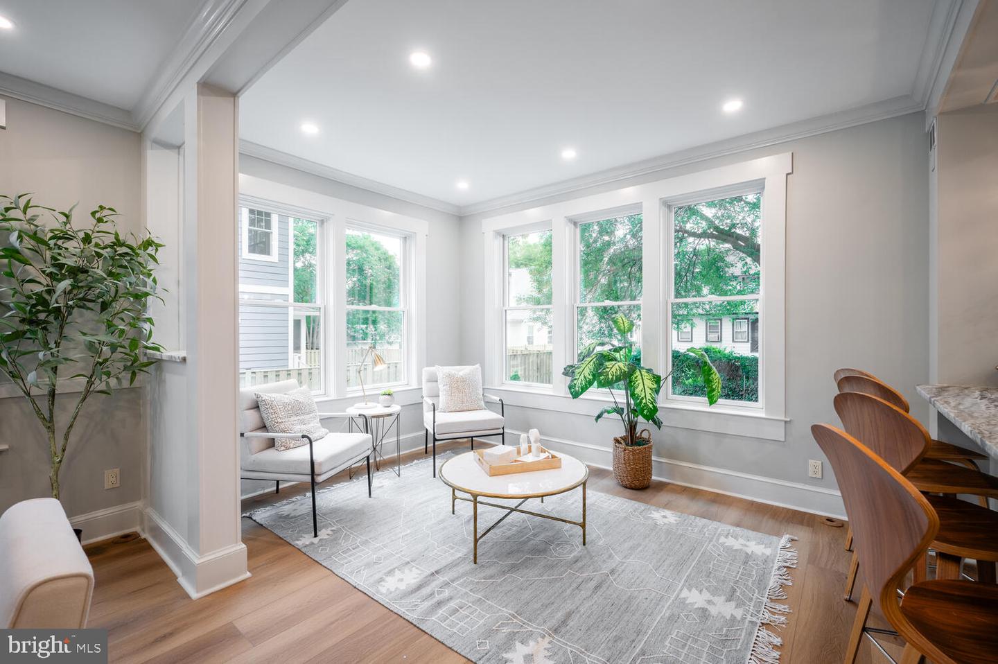 6 W MOUNT IDA AVE, ALEXANDRIA, Virginia 22305, 6 Bedrooms Bedrooms, ,4 BathroomsBathrooms,Residential,For sale,6 W MOUNT IDA AVE,VAAX2044382 MLS # VAAX2044382